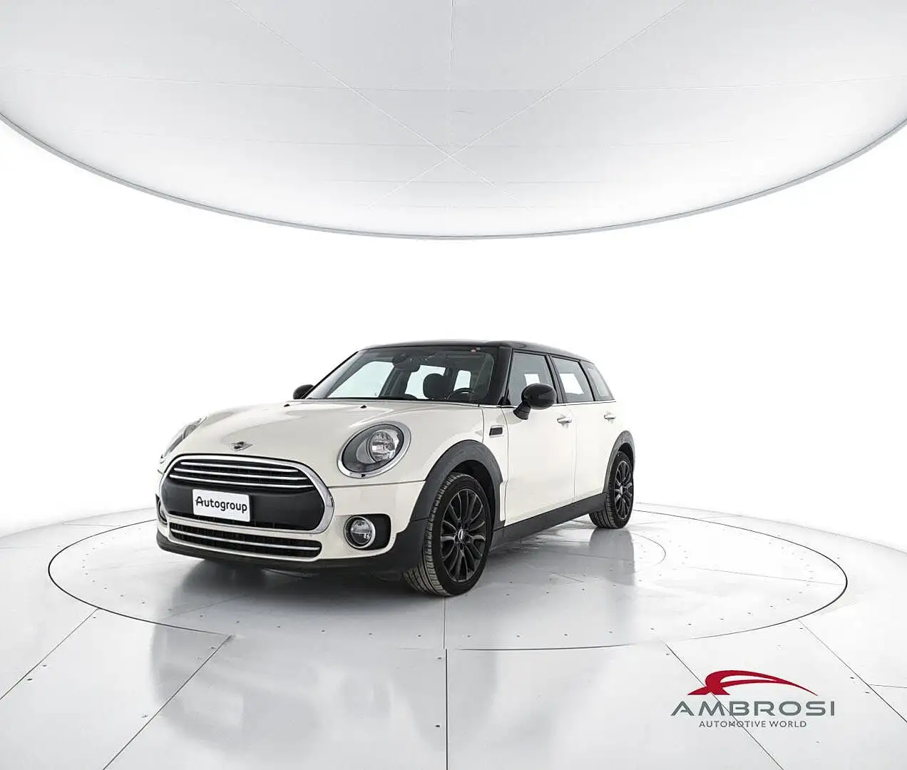 MINI One D Clubman 1.5 One D Hype Clubman Wit - 1