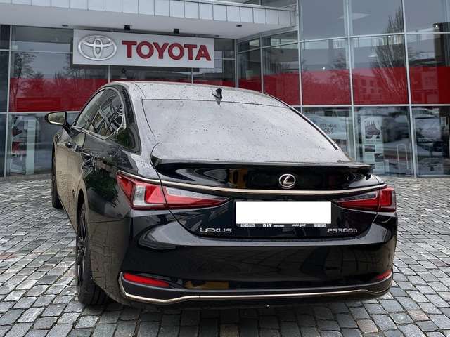 Lexus ES 300 h F Sport gepflegte Limousine* zuverlässig
