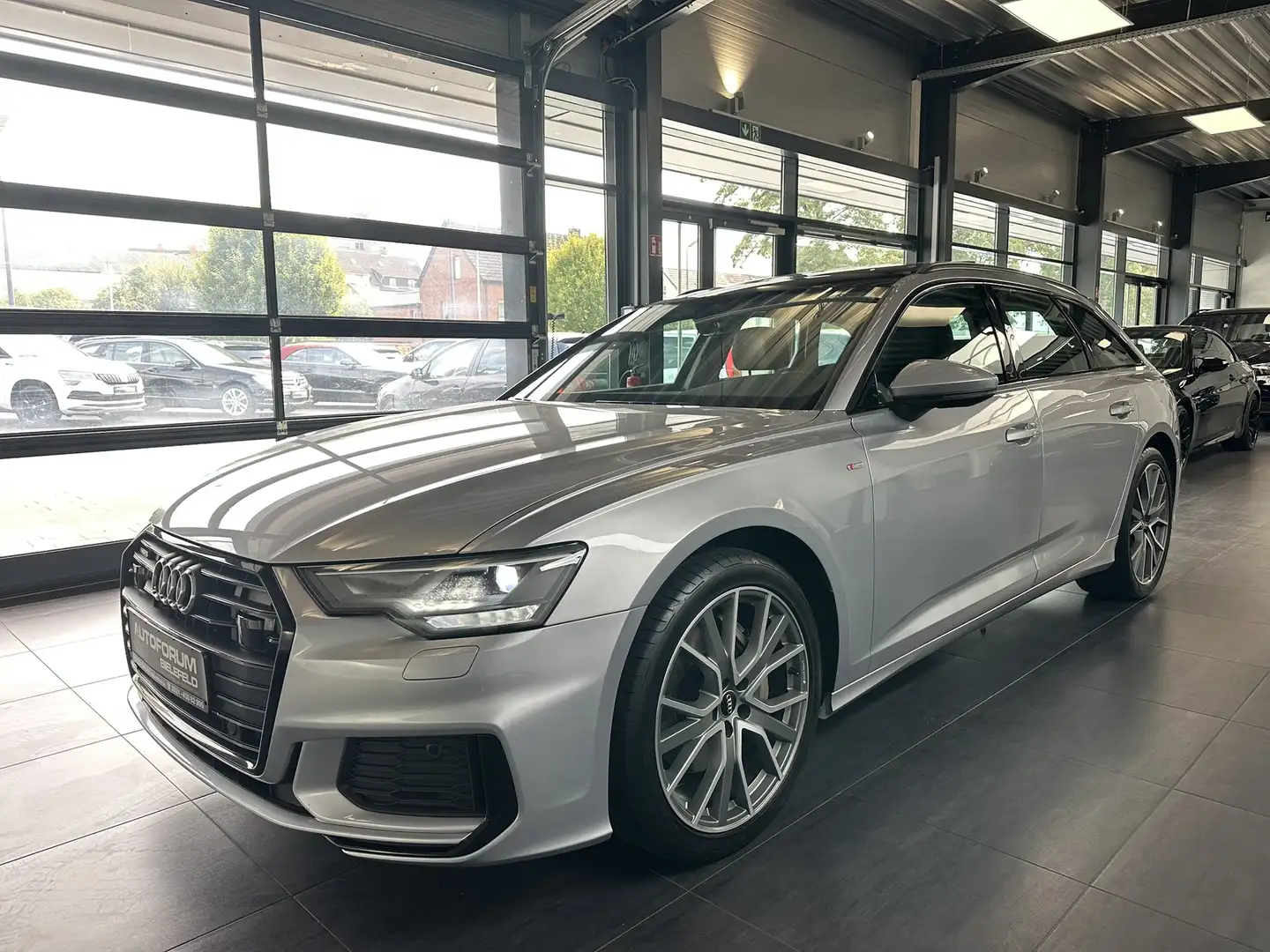 Audi A6 Avant 45 TDI quattro S Line|Pano|ACC|LM19 Silber - 2