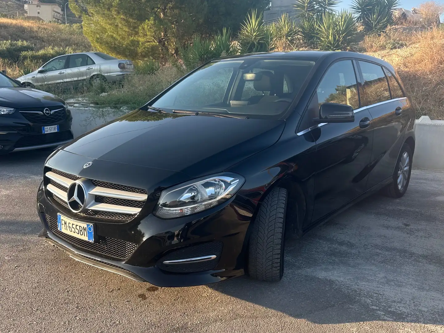 Mercedes-Benz B 180 Classe B - T246 d (cdi) Business Noir - 1