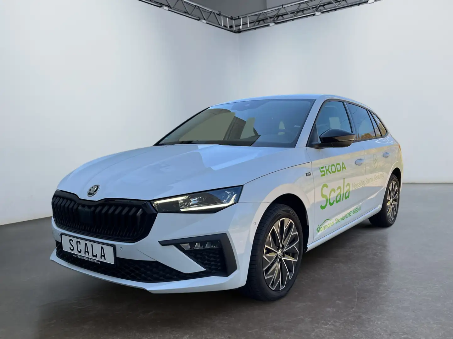 Skoda Scala Drive 1.0 TSI DynLi MATRIX SpurH LM Weiß - 2