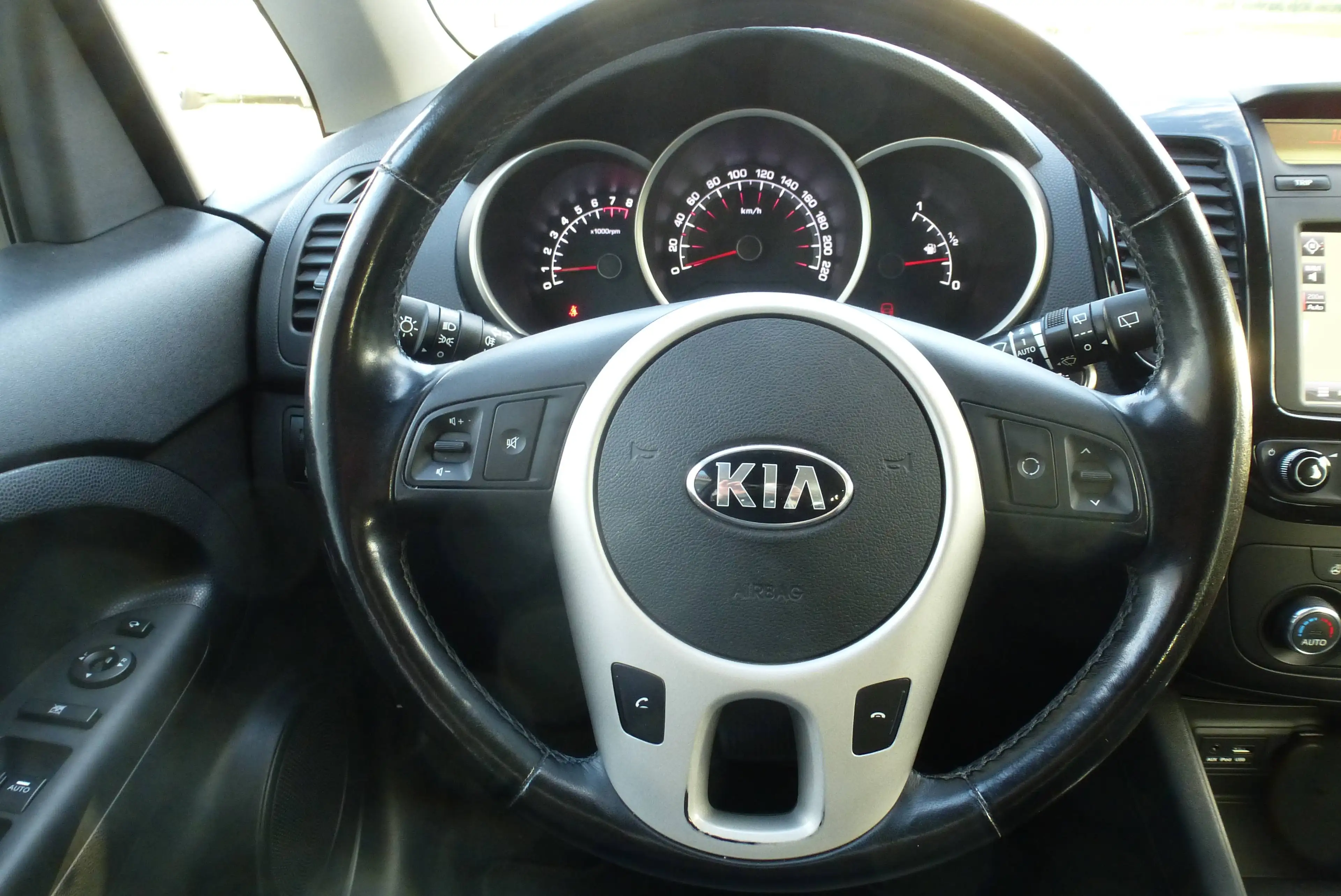 Kia Venga Dream Team Kamera Navi Automatik — photo 14