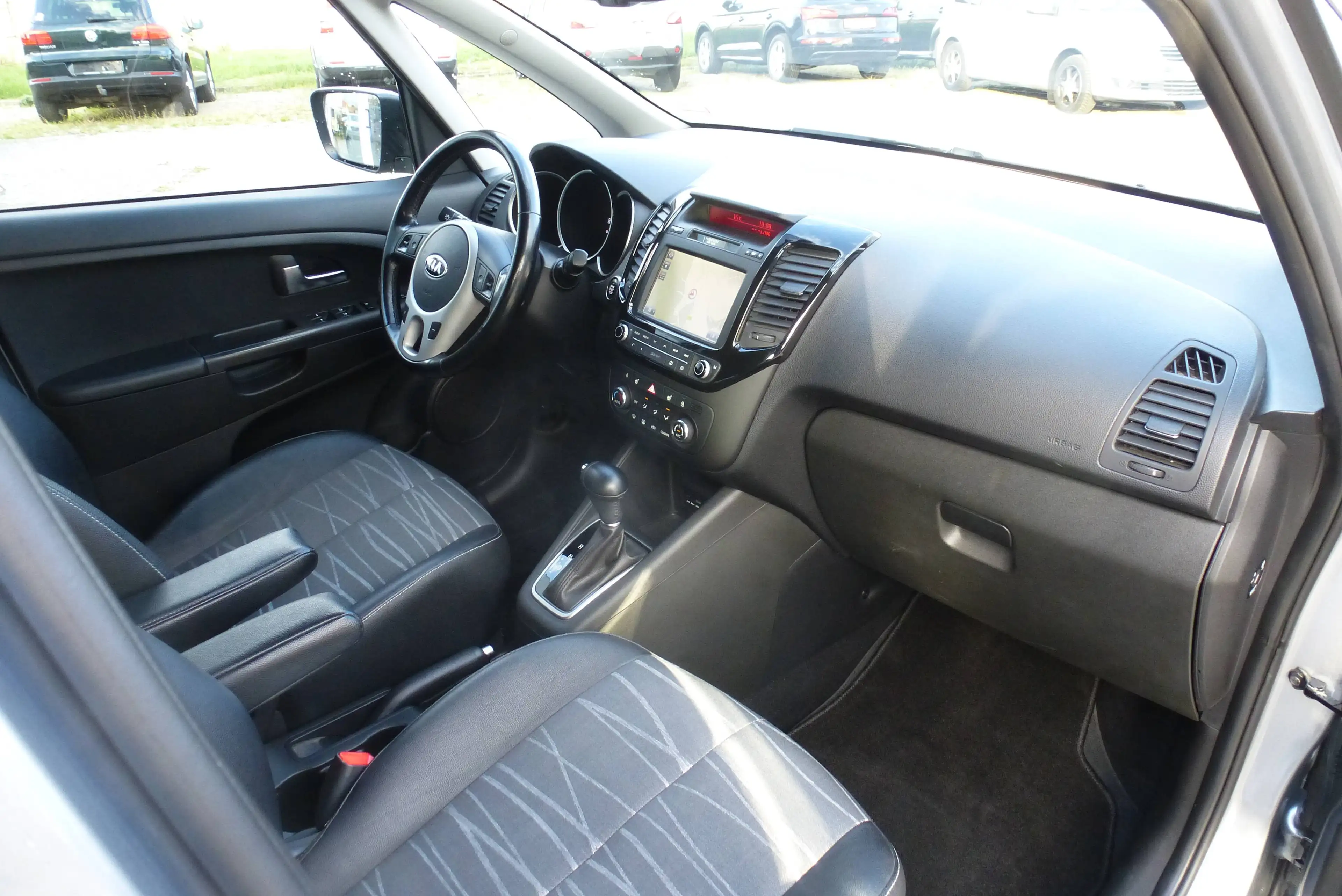 Kia Venga Dream Team Kamera Navi Automatik — photo 12