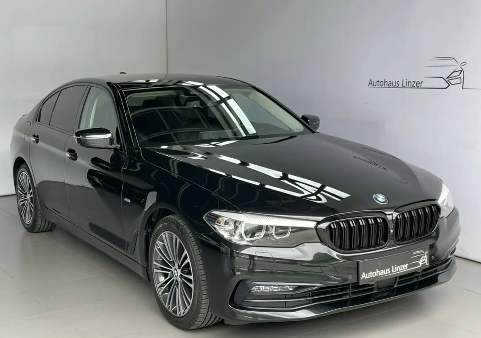 BMW 520 d xDrive *LED*ACC*360°CAM*Sportsitze*AmbienteB* Schwarz - 1
