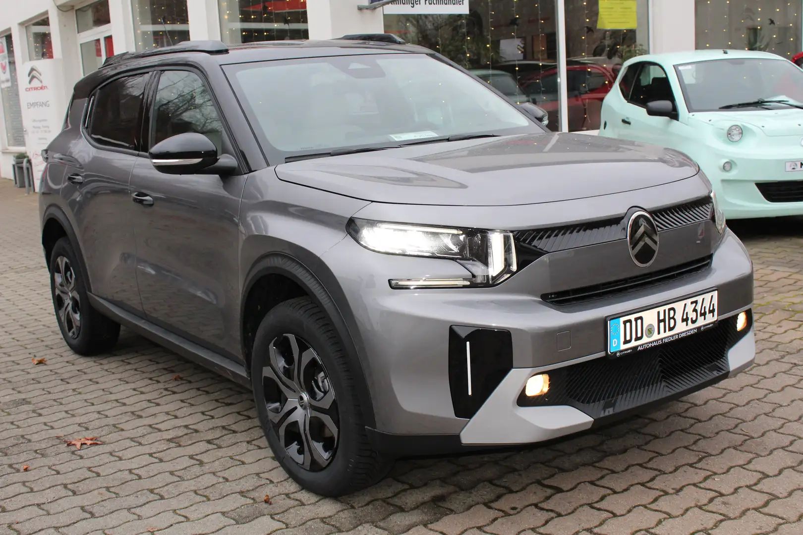 Citroen C3 Aircross C3 Aircross Turbo 100 *AUTOHAUS FIEDLER DD* Grau - 2