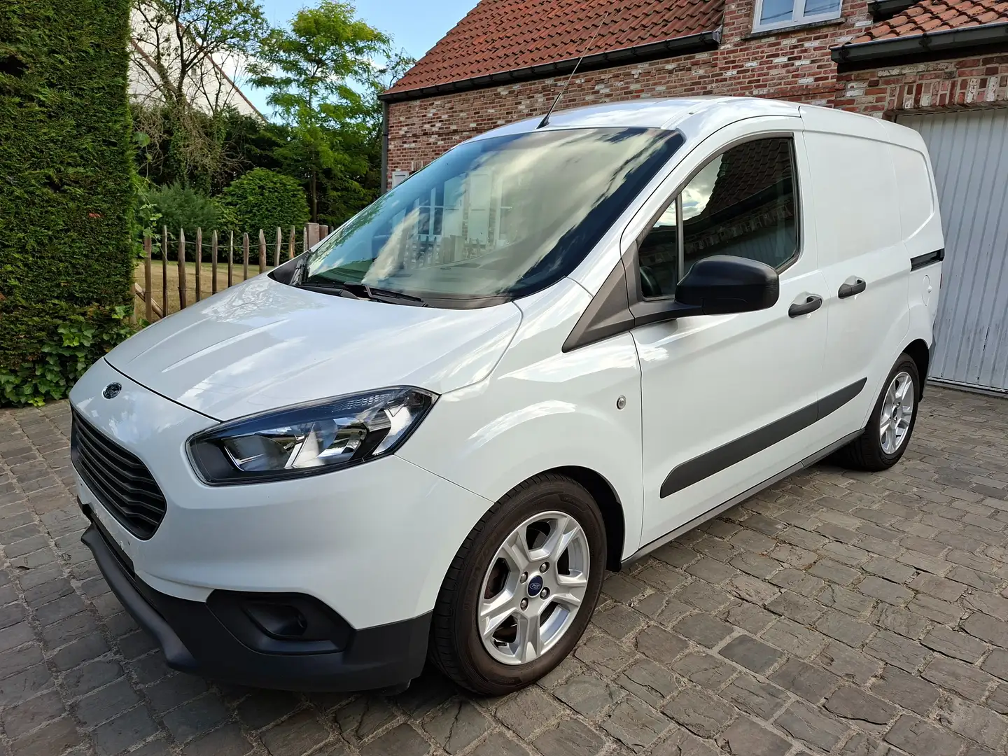 Ford Transit Courier 1.0 EcoBoost Blanc - 1
