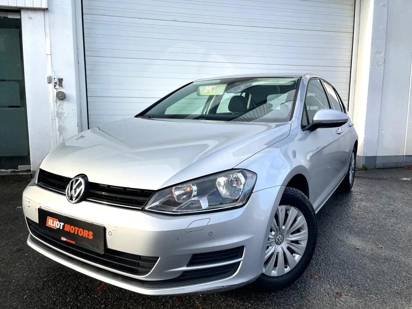 Volkswagen Golf *Golf 1.2*163.000KM*BENZINE* Zilver - 1
