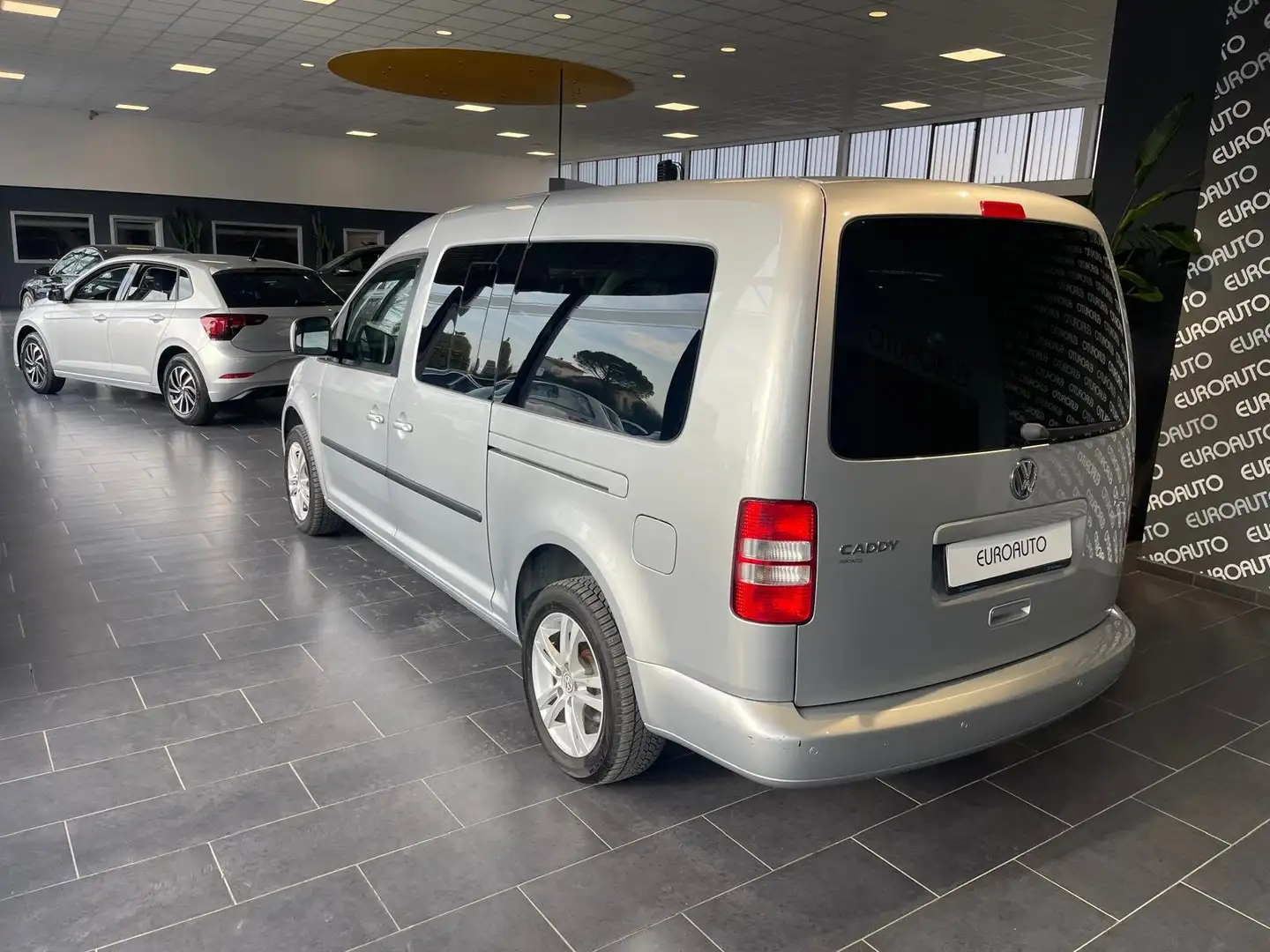 Volkswagen Caddy 2.0 MAXI ECOFUEL Argento - 2