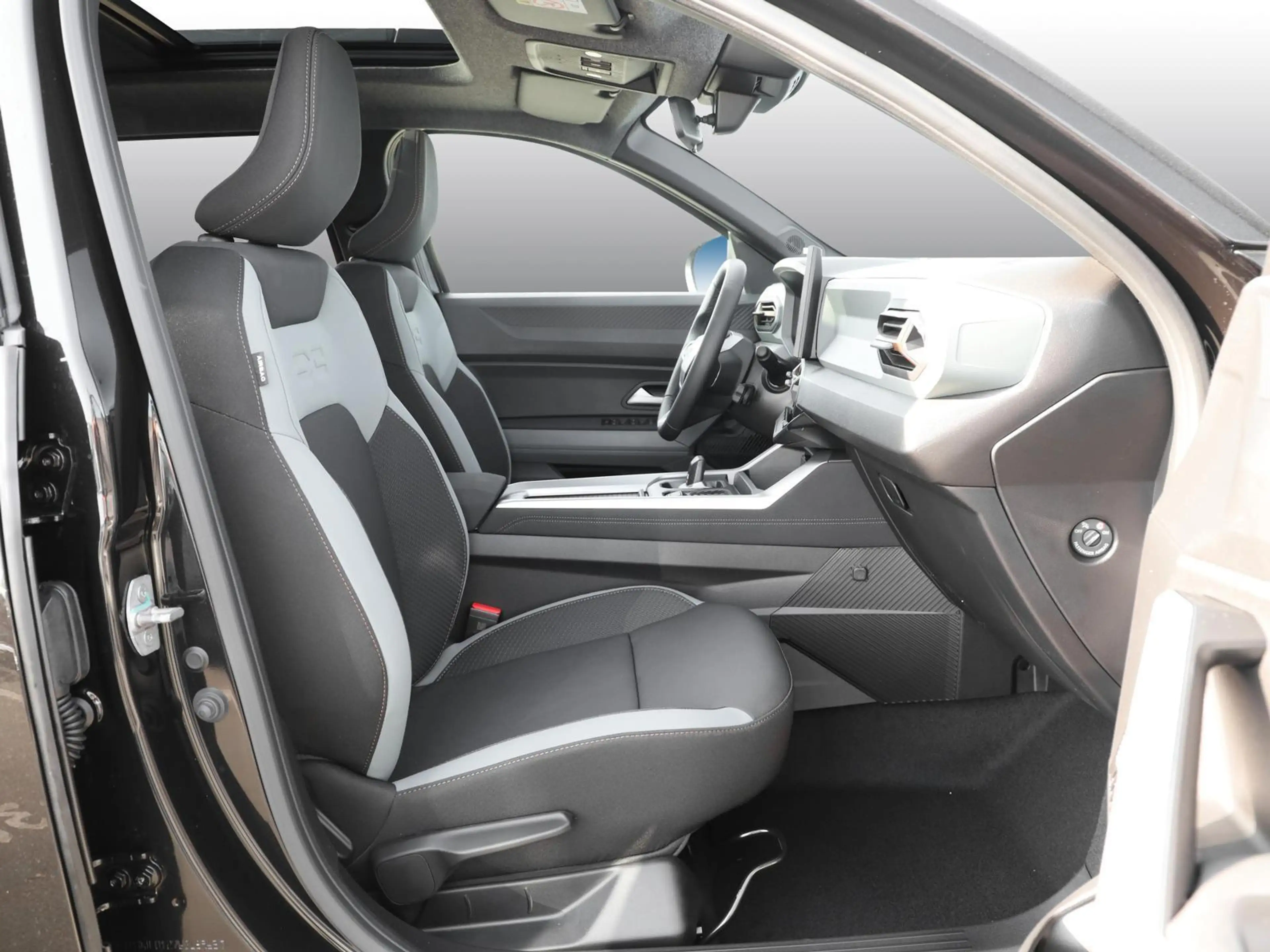 Dacia Bigster Extreme HYBRID 155 SD NAVI SHZ PDC KLIMA — photo 3