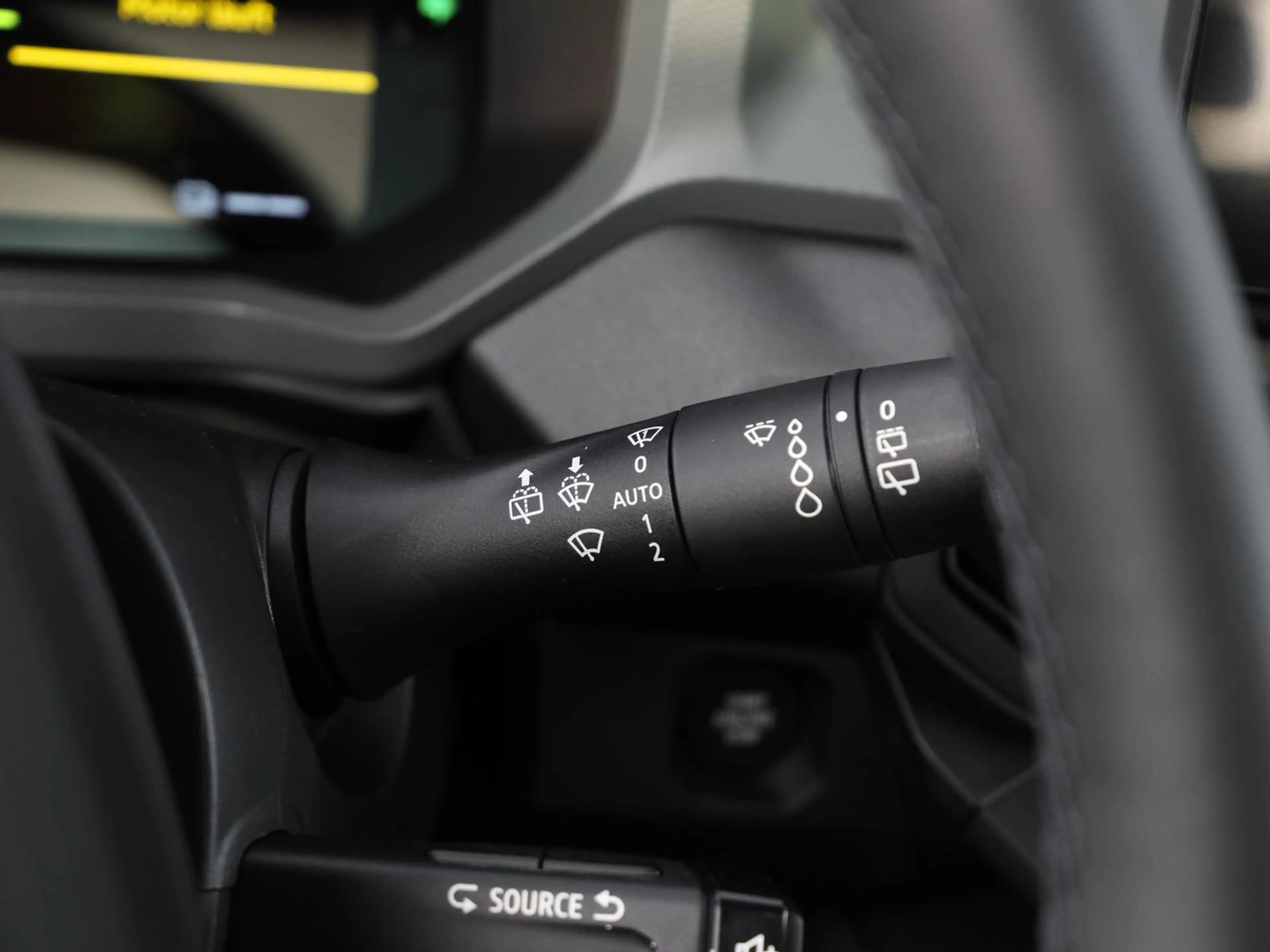 Dacia Bigster Extreme HYBRID 155 SD NAVI SHZ PDC KLIMA — photo 14