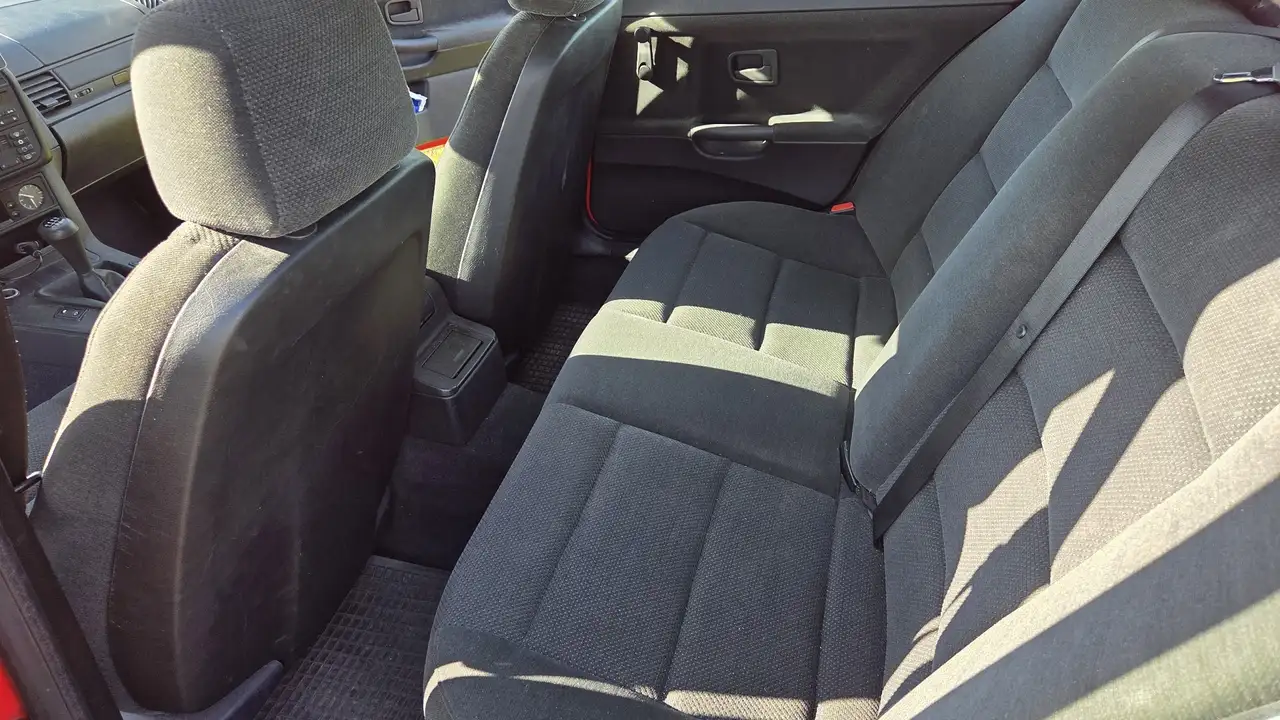BMW 318i, foto 12