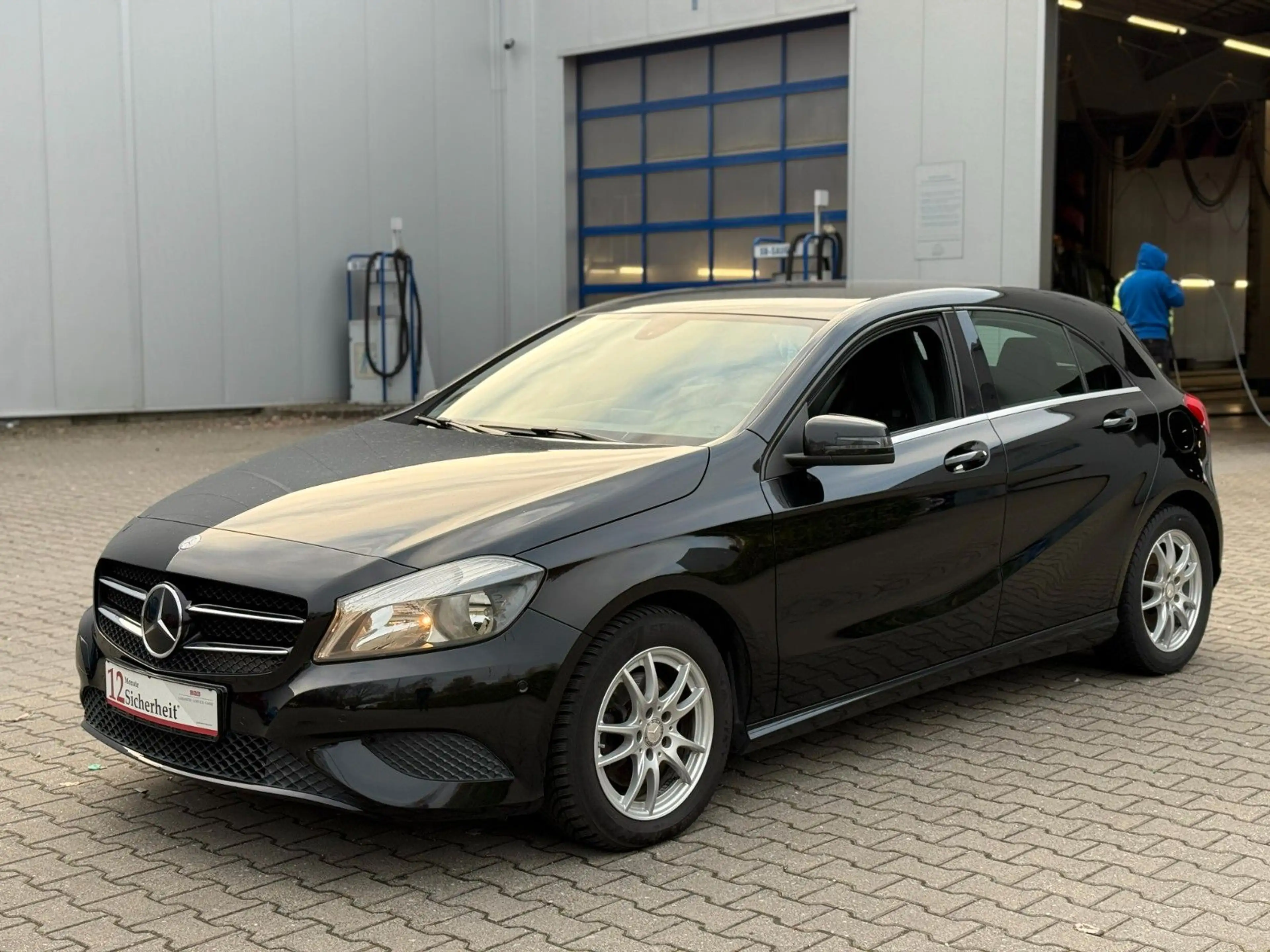 Mercedes-Benz A 180 BlueEfficiency* Sportsitze* Navi* — photo 7