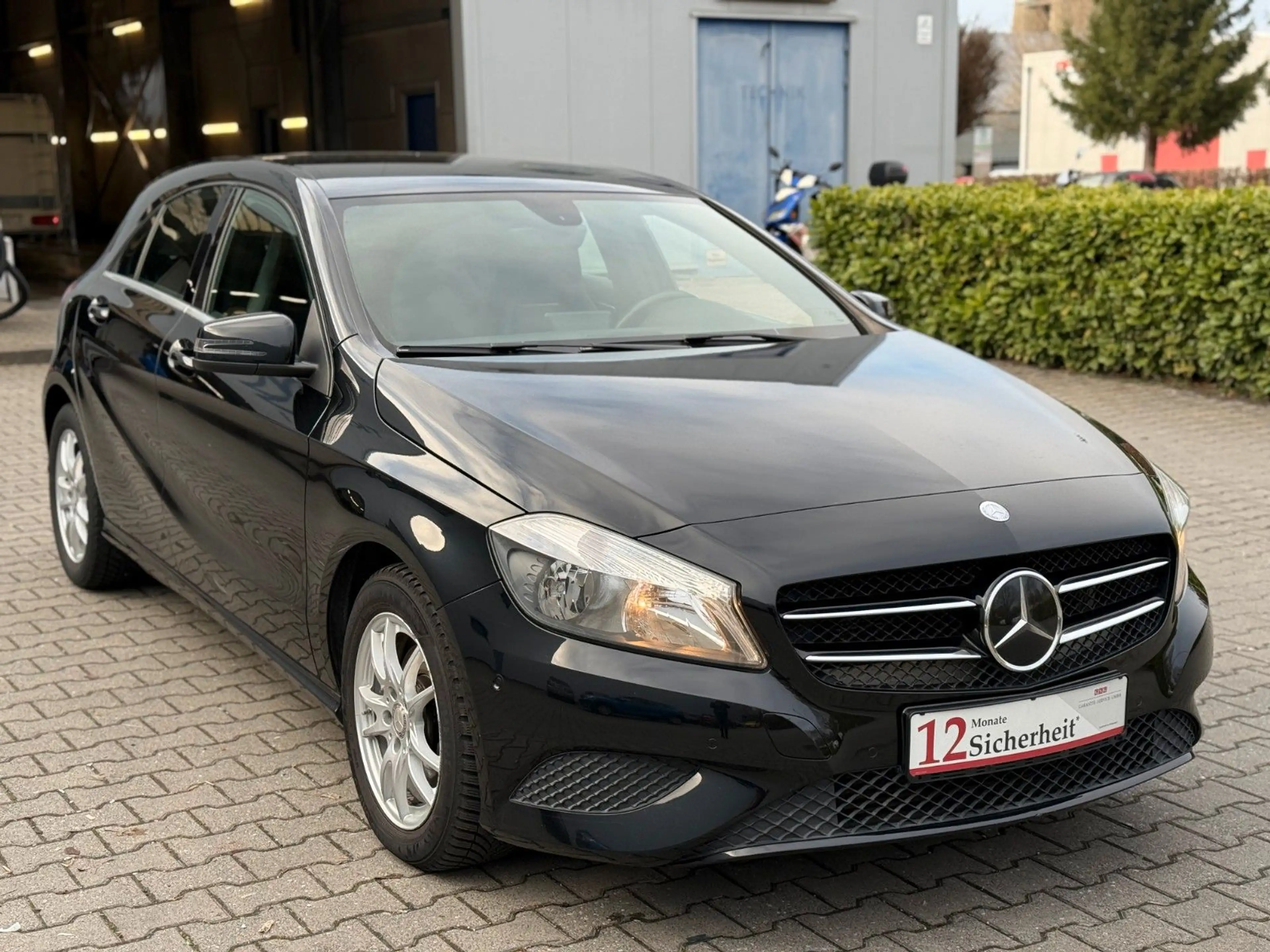 Mercedes-Benz A 180 BlueEfficiency* Sportsitze* Navi* — photo 4