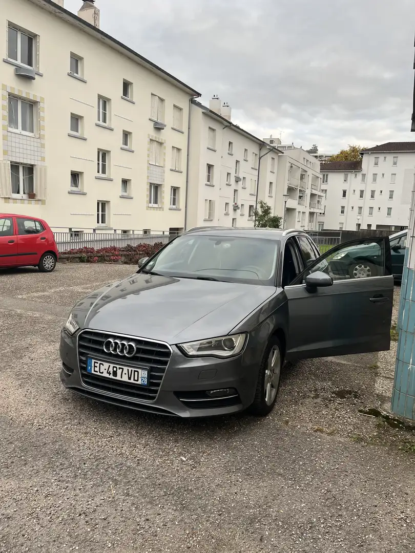 Audi A3 Sportback 2.0 TDI 150 Ambition - 2