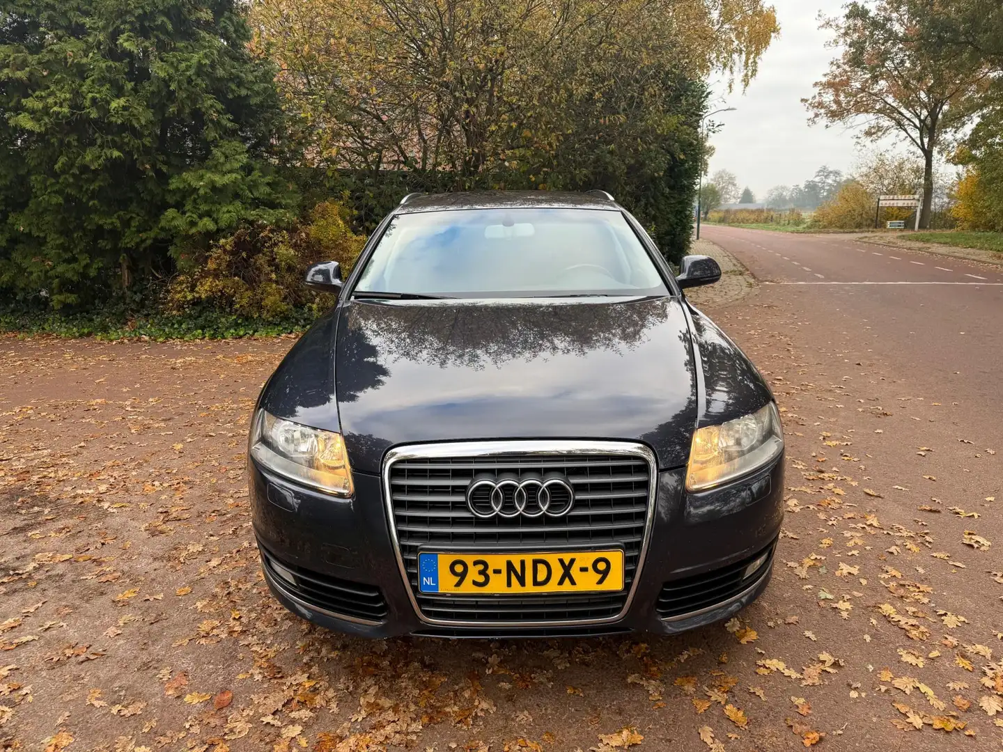 Audi A6 Avant 2.0 TFSI Business Edition / Navi / leder / A Bleu - 2