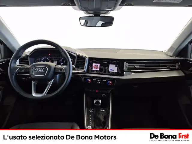 Audi A1 view 9