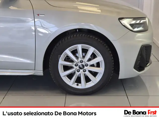 Audi A1 view 23