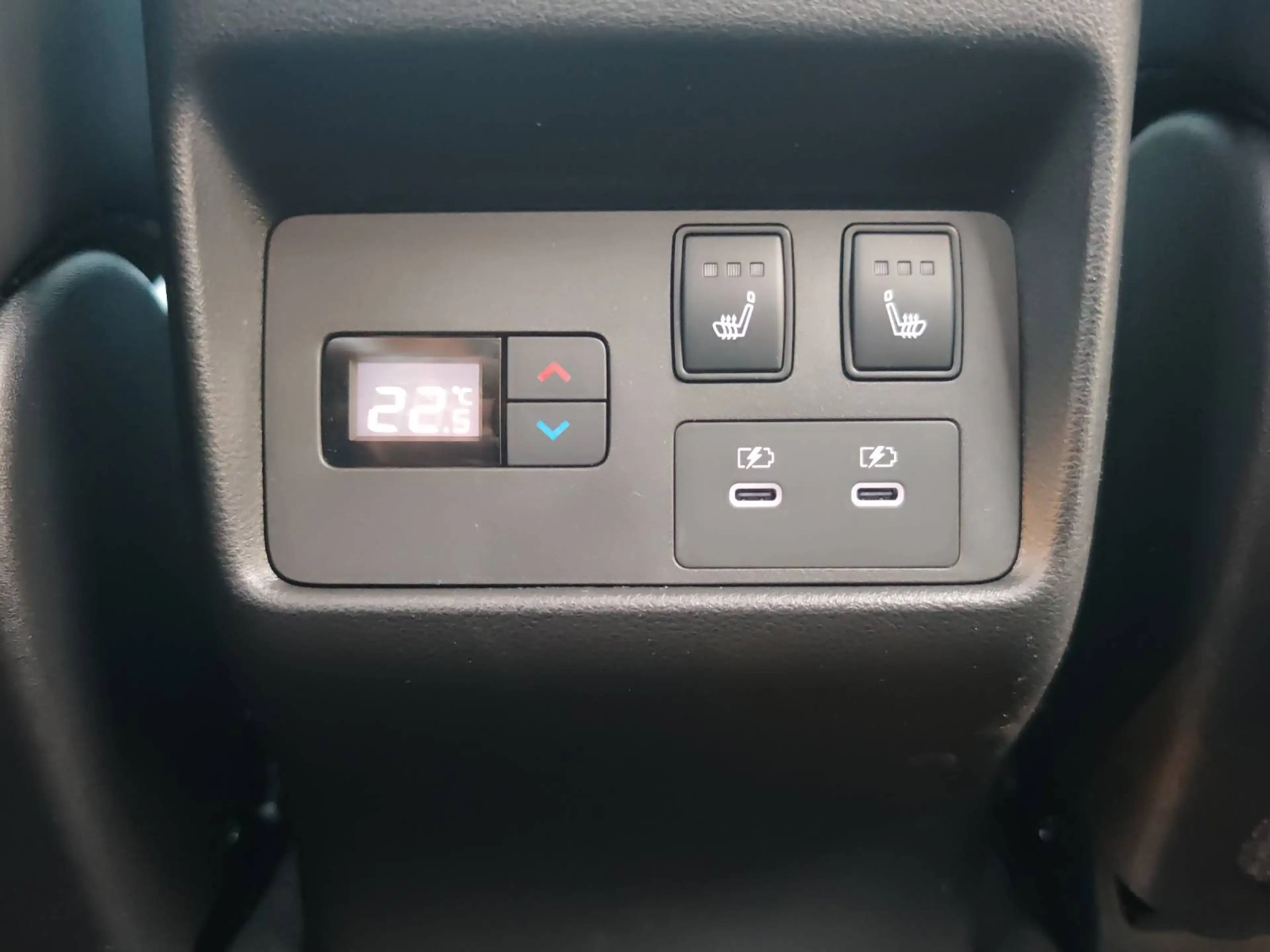 Nissan X-Trail X-Trail 1,5 VC-T e-Power 4ORCE Allrad N-Trek 7stz N-Trek — photo 15