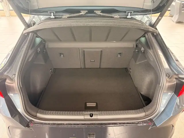 Cupra Formentor view 9