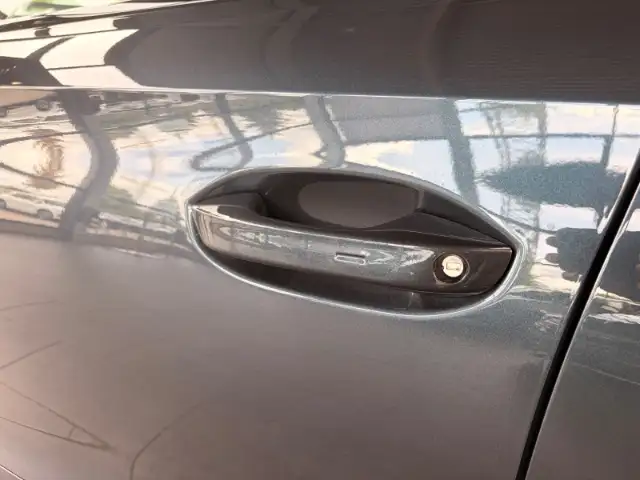Cupra Formentor view 8