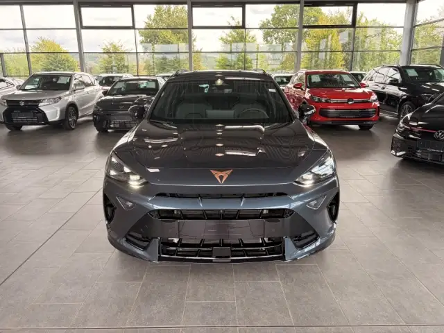 Cupra Formentor view 2