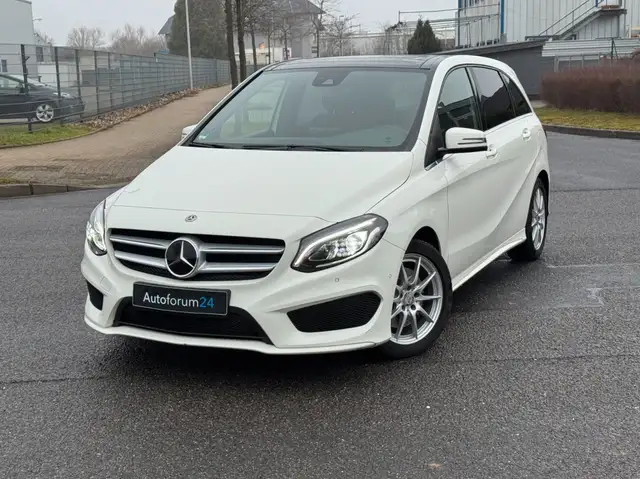 Mercedes-Benz B 250 *AMG-Line*Autom.*Navi*RFK*SHZ*Panorama*ACC