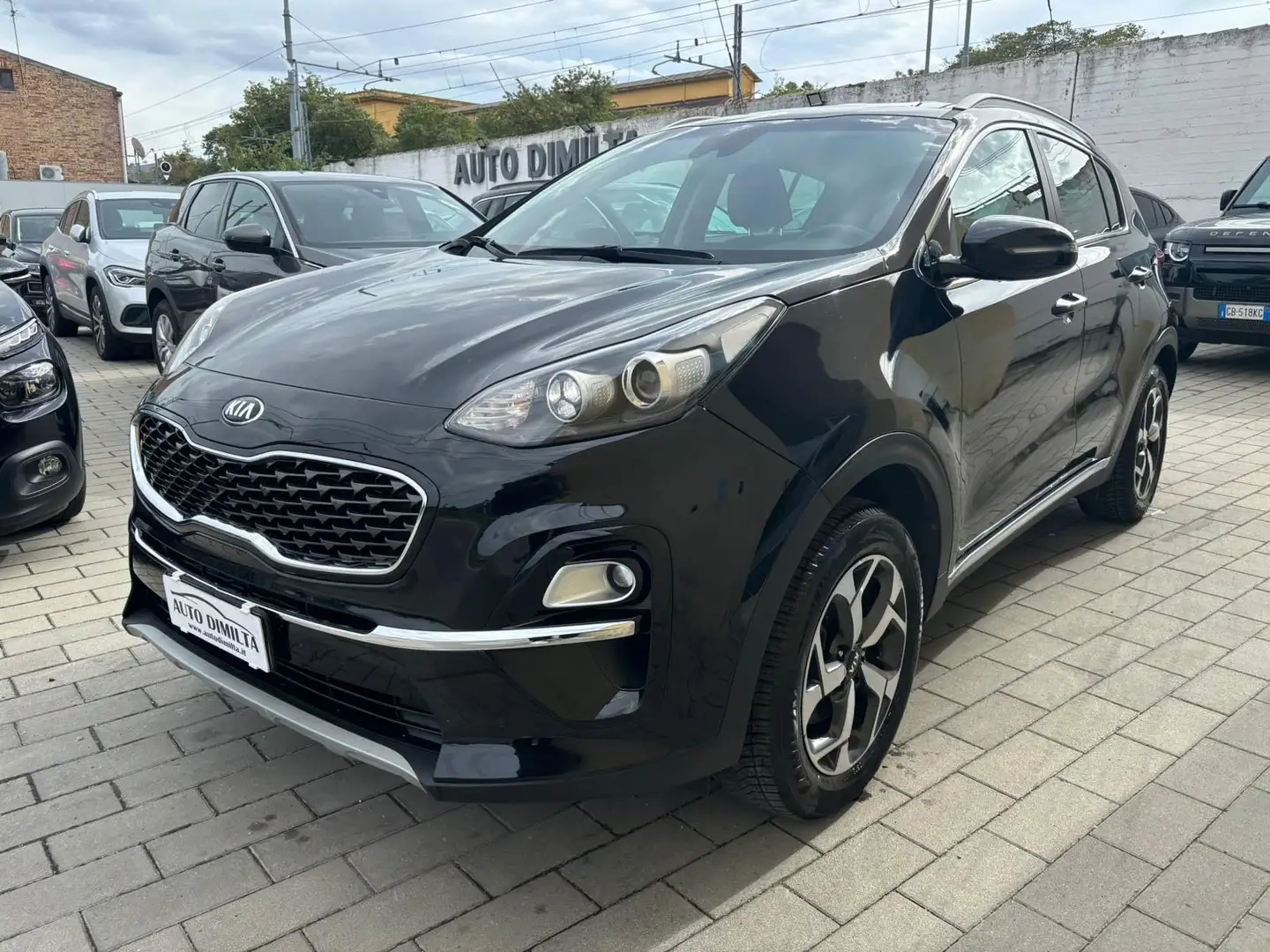 Kia Sportage Sportage 1.6 BENZINA Nero - 2
