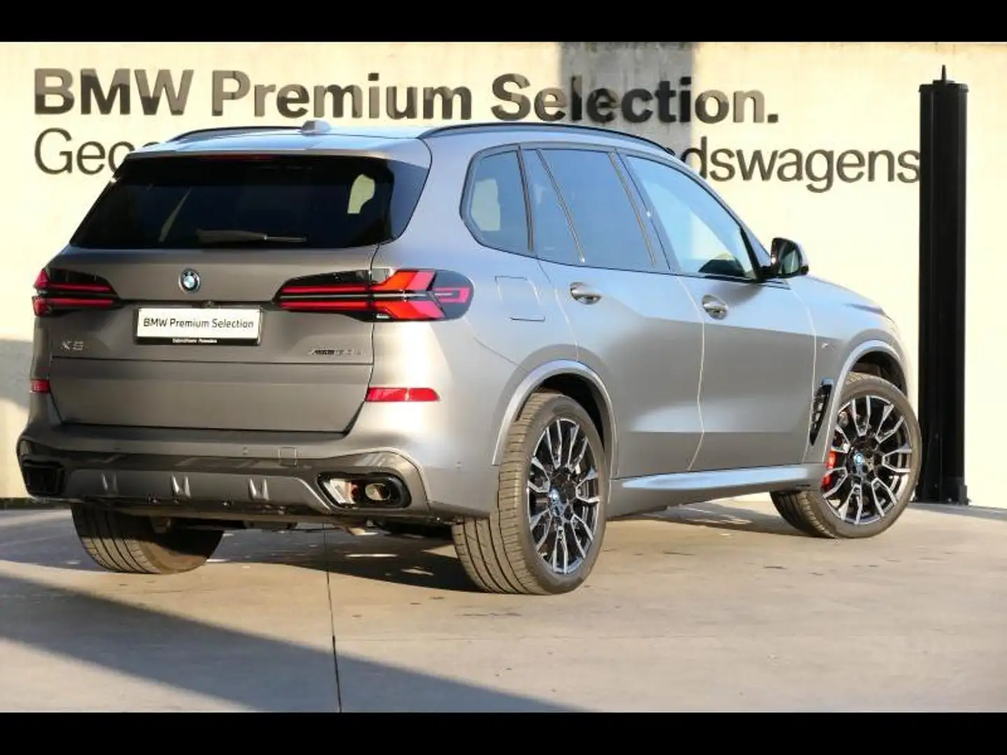 BMW X5 xDrive50e M Sport Special Requ Grau - 2