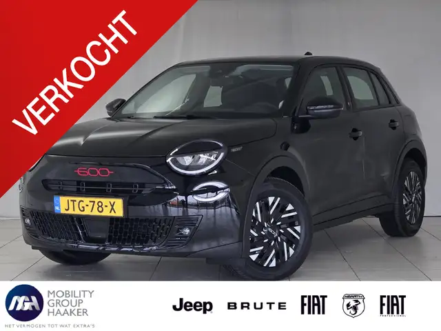 Fiat 600e RED 54 kWh | Apple-Android | Cruise Control | Park