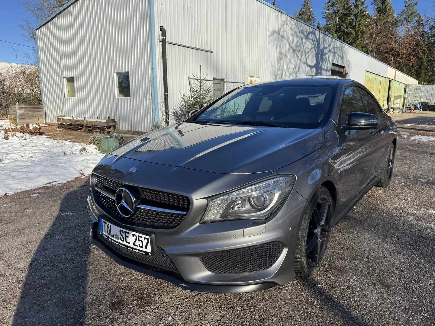 Mercedes-Benz CLA 200 CLA 200 (117.343) Grau - 1
