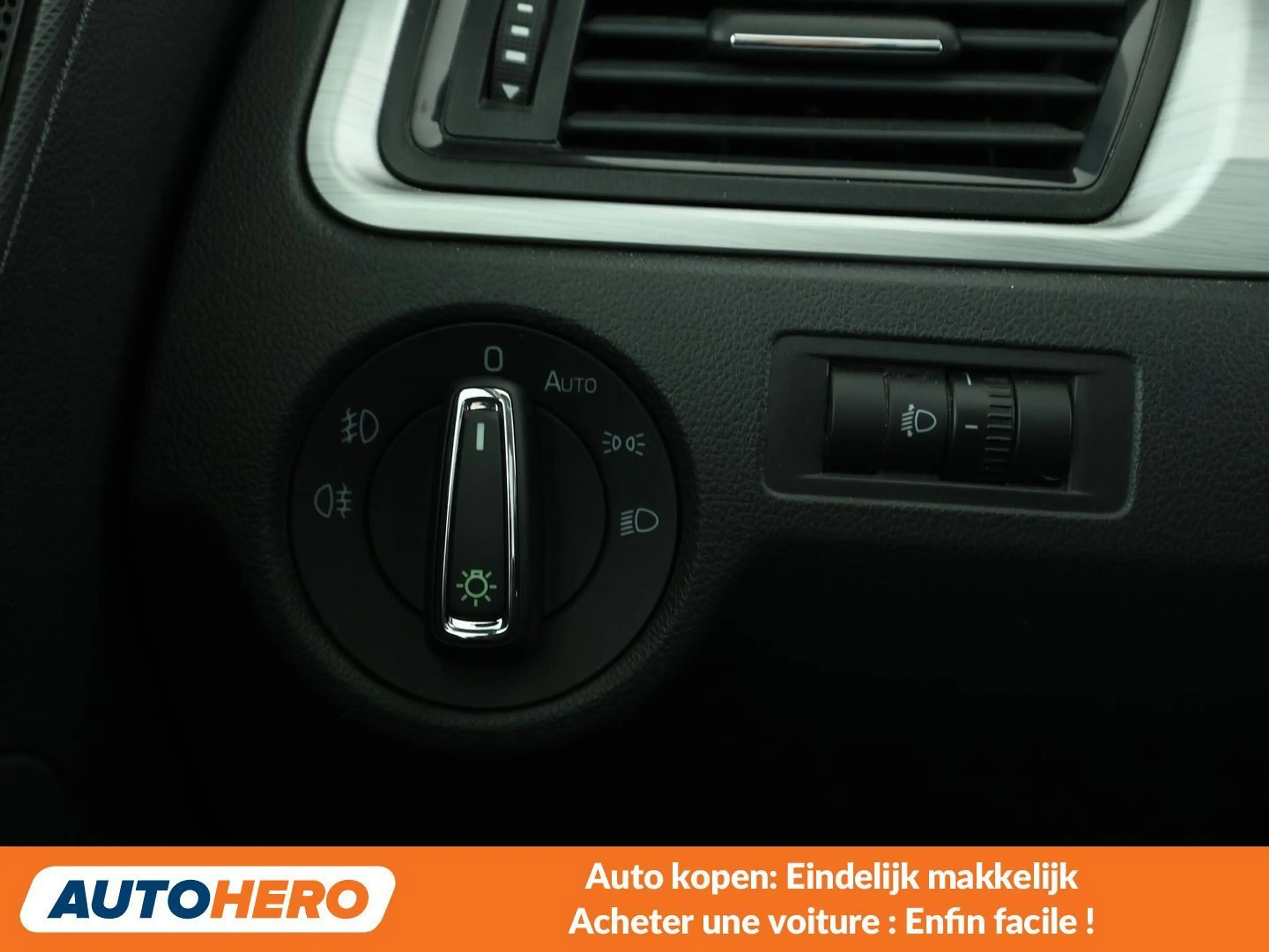 Skoda Rapid/Spaceback 1.2 TSI Ambition — photo 14