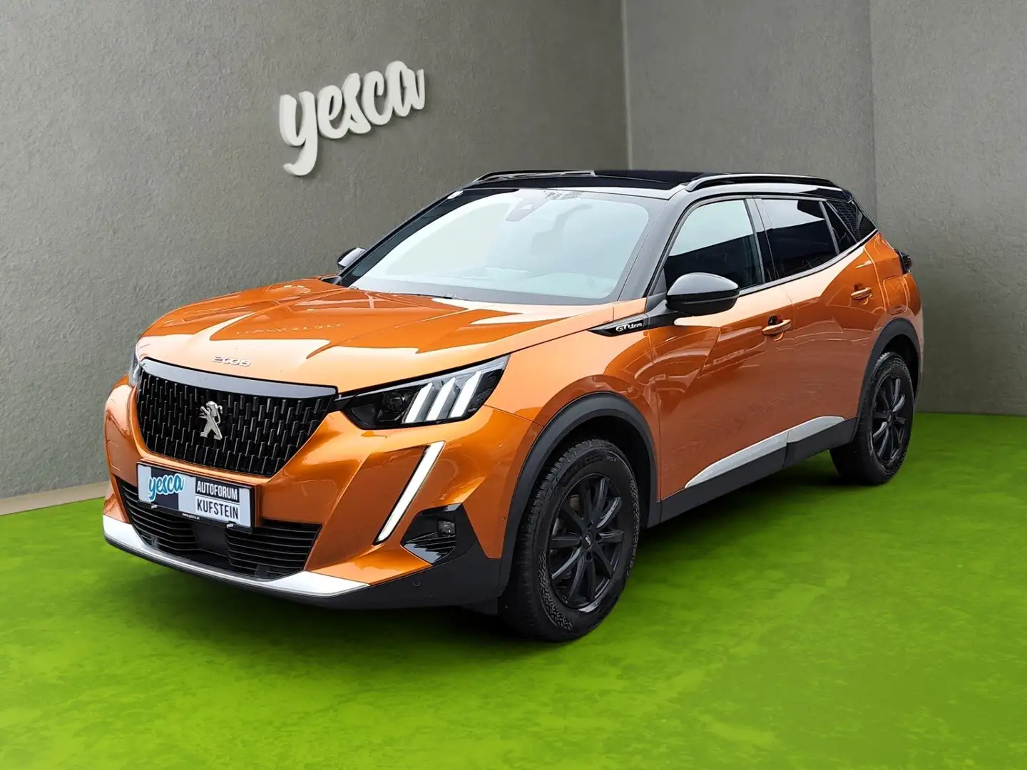 Peugeot 2008 Pure TEch 130  GT Line wenig KM Anhängekupplung Arancione - 2