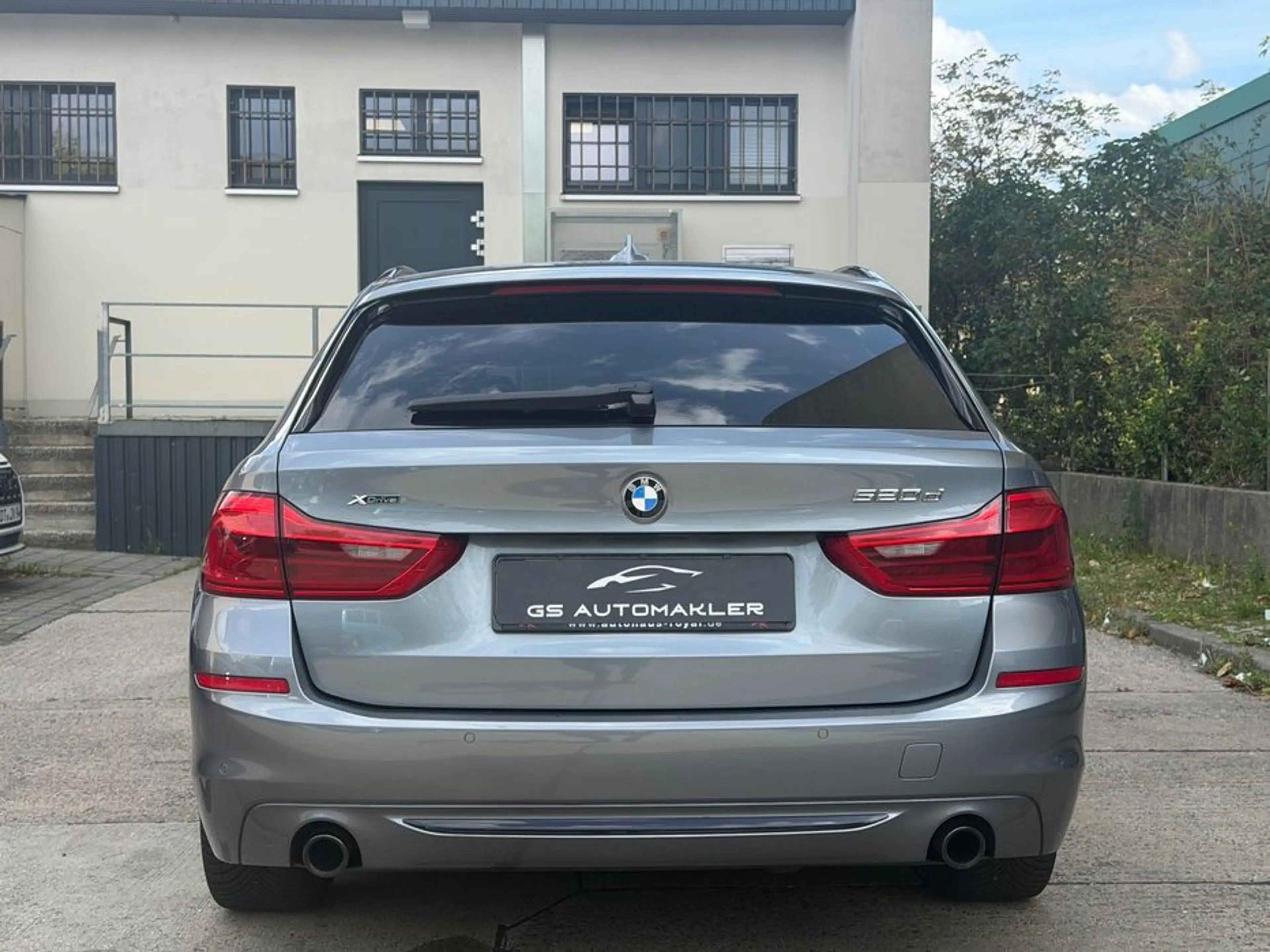 BMW 520 Touring 520 d xDrive Sport Line Harman Kardon — photo 5