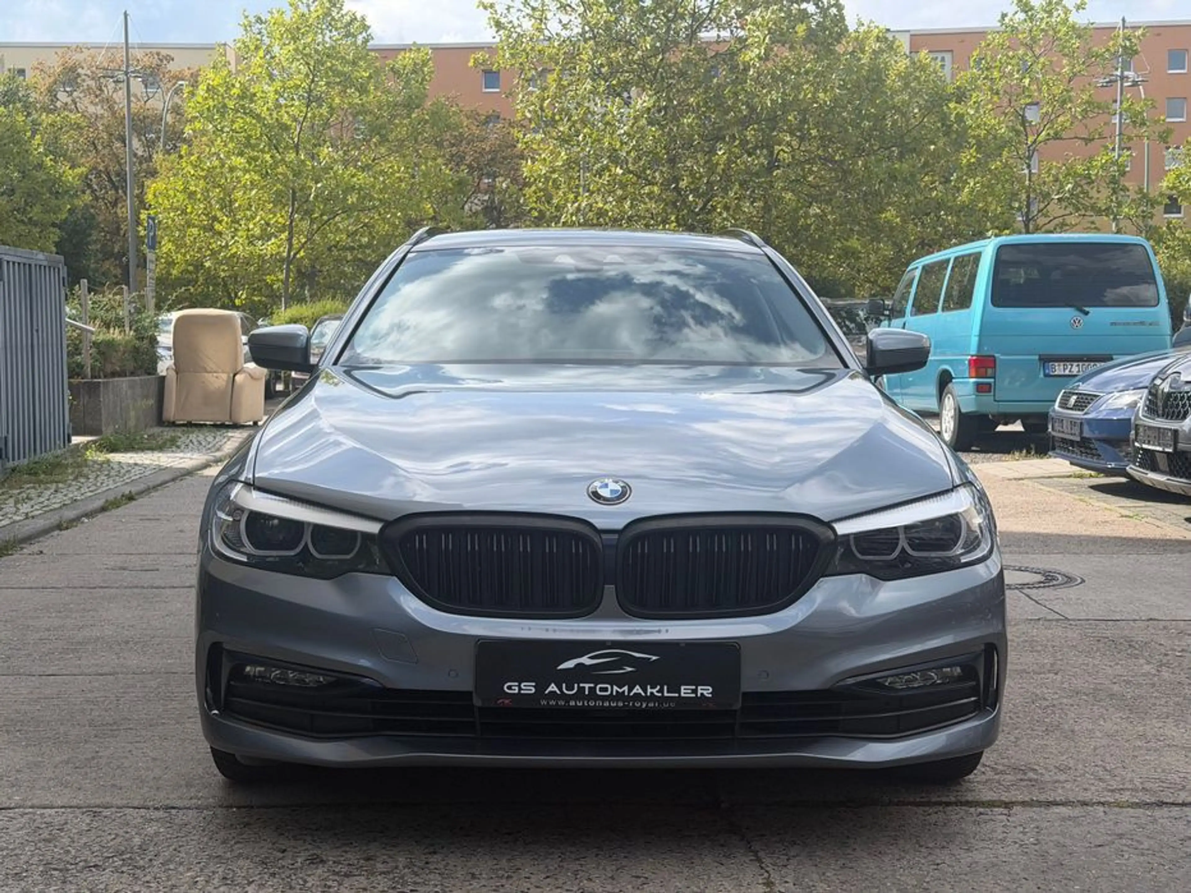 BMW 520 Touring 520 d xDrive Sport Line Harman Kardon — photo 3