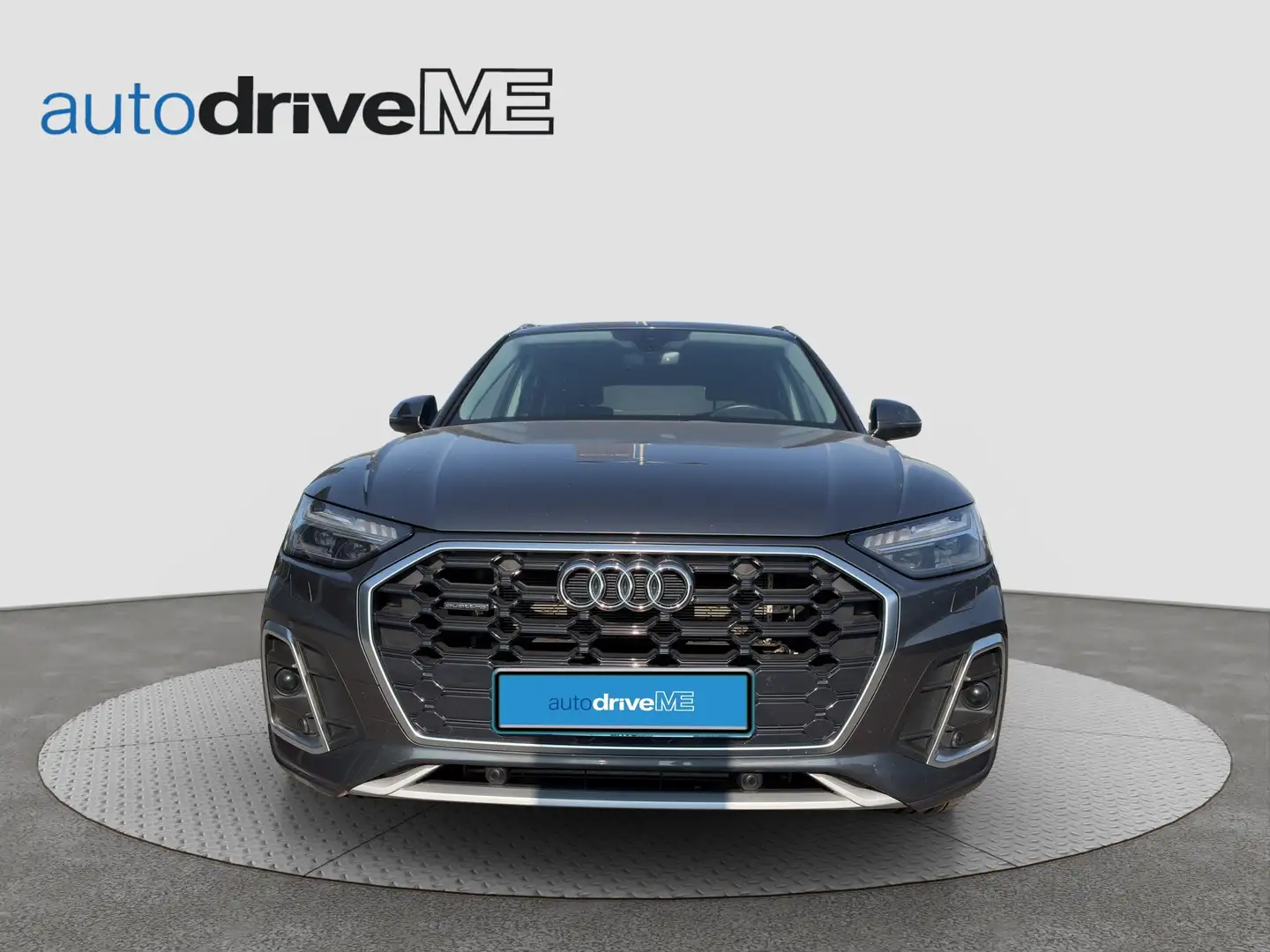 Audi Q5 TFSI Quattro S-Line Grau - 2