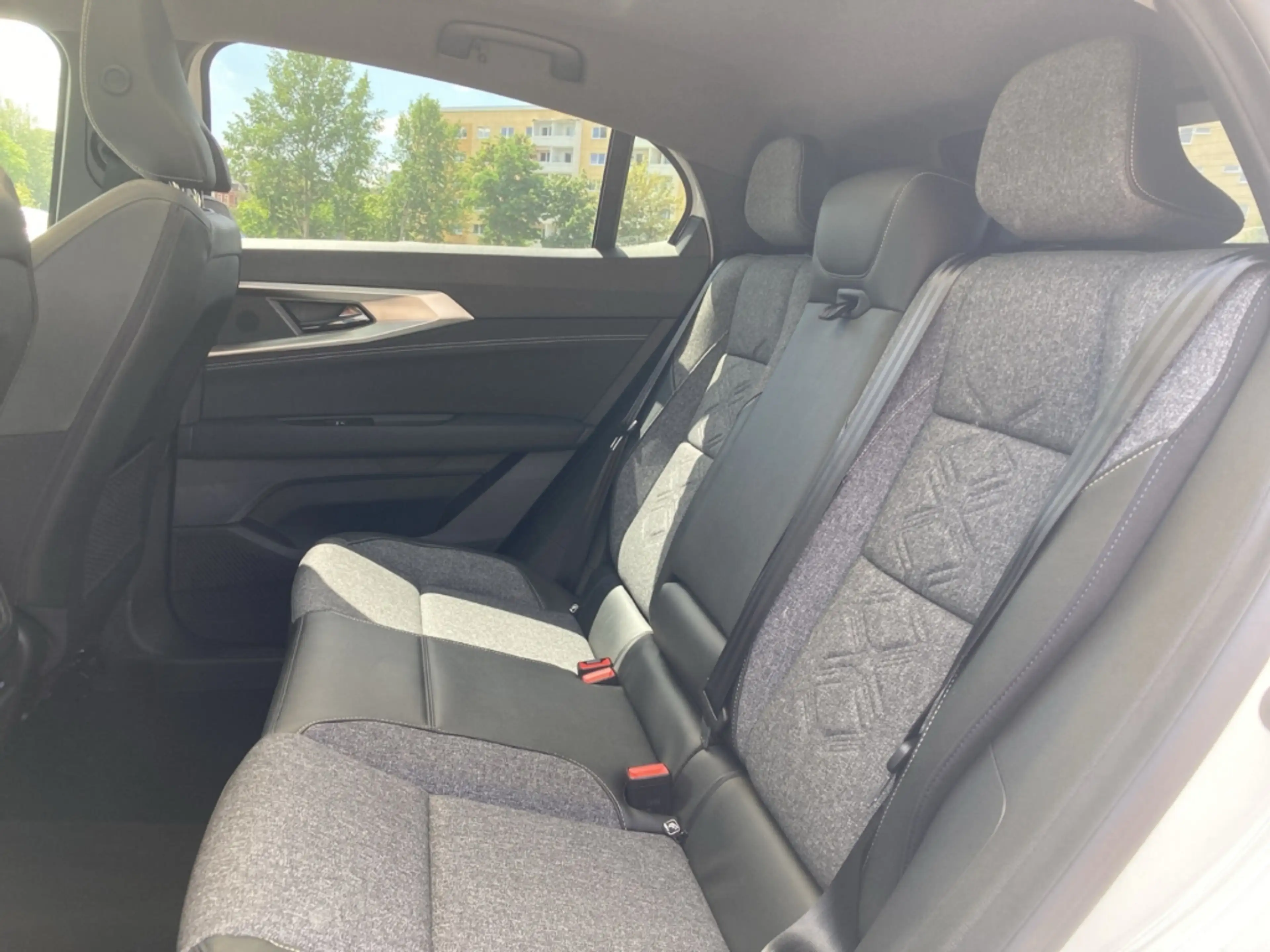 Renault Rafale E-TECH FULL HYBRID 200 TECHNO Techno PANO+KAMERA — photo 11