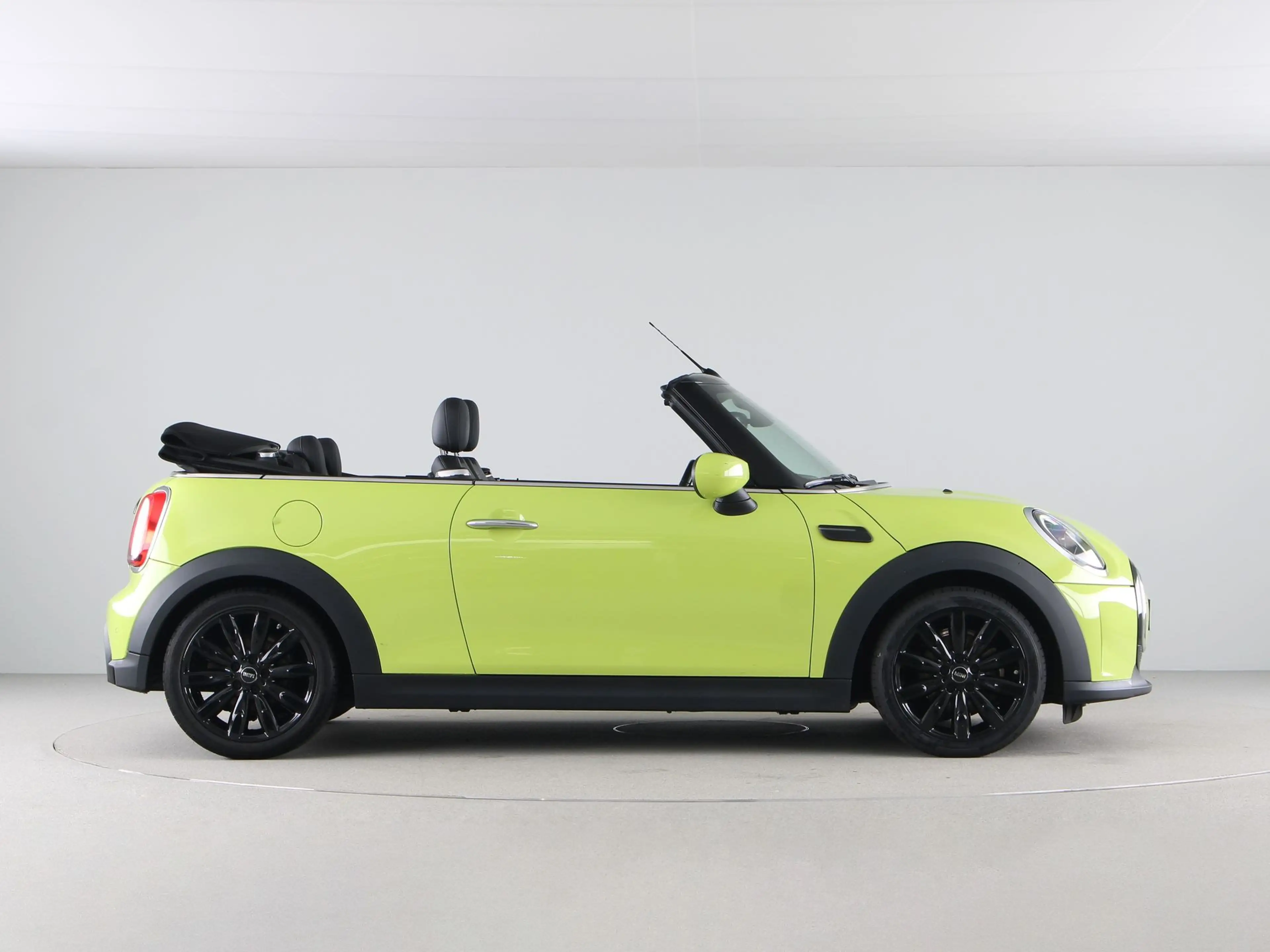 MINI Cooper Cabrio Classic Aut. — photo 10
