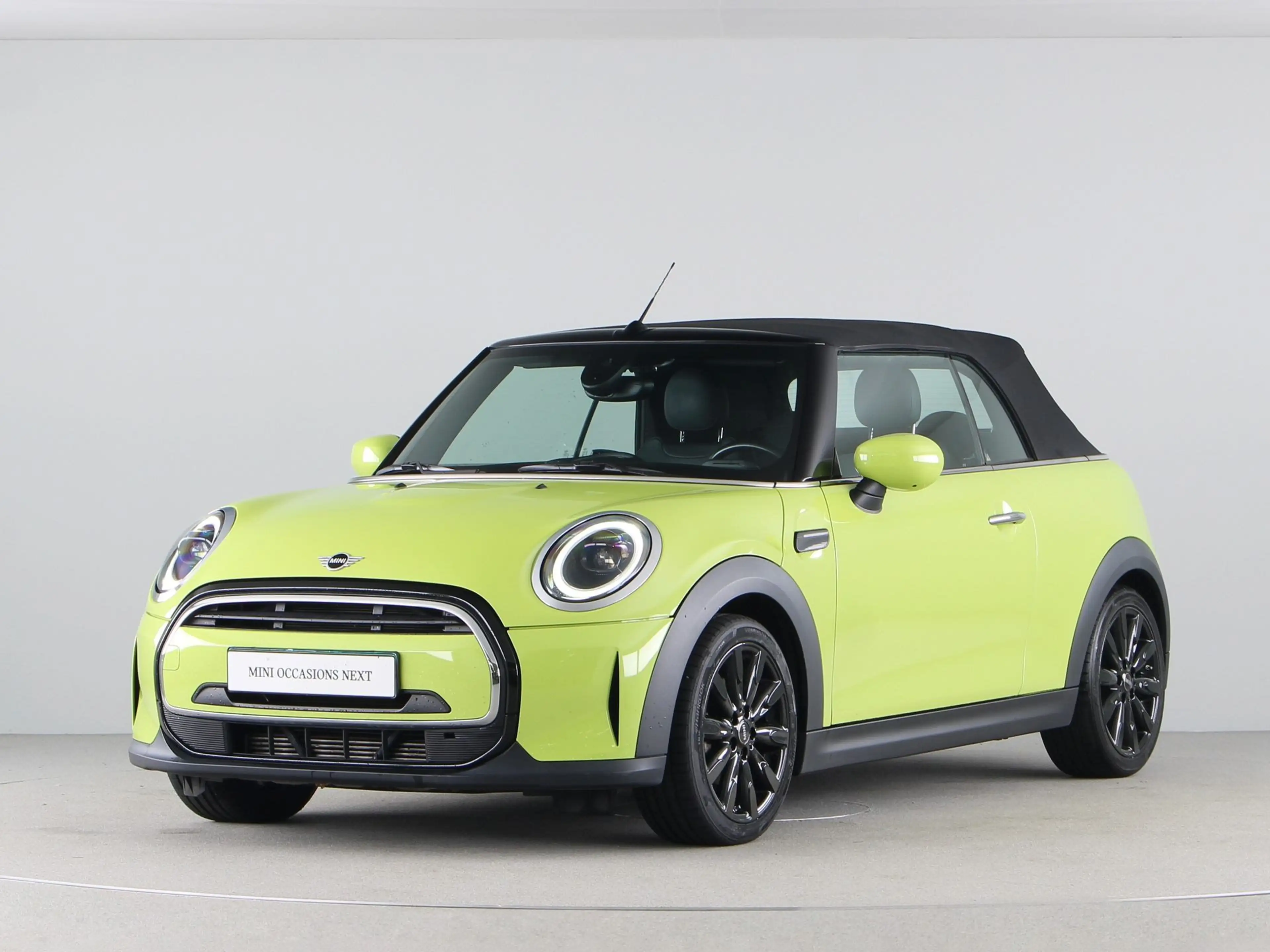 MINI Cooper Cabrio Classic Aut. — photo 11