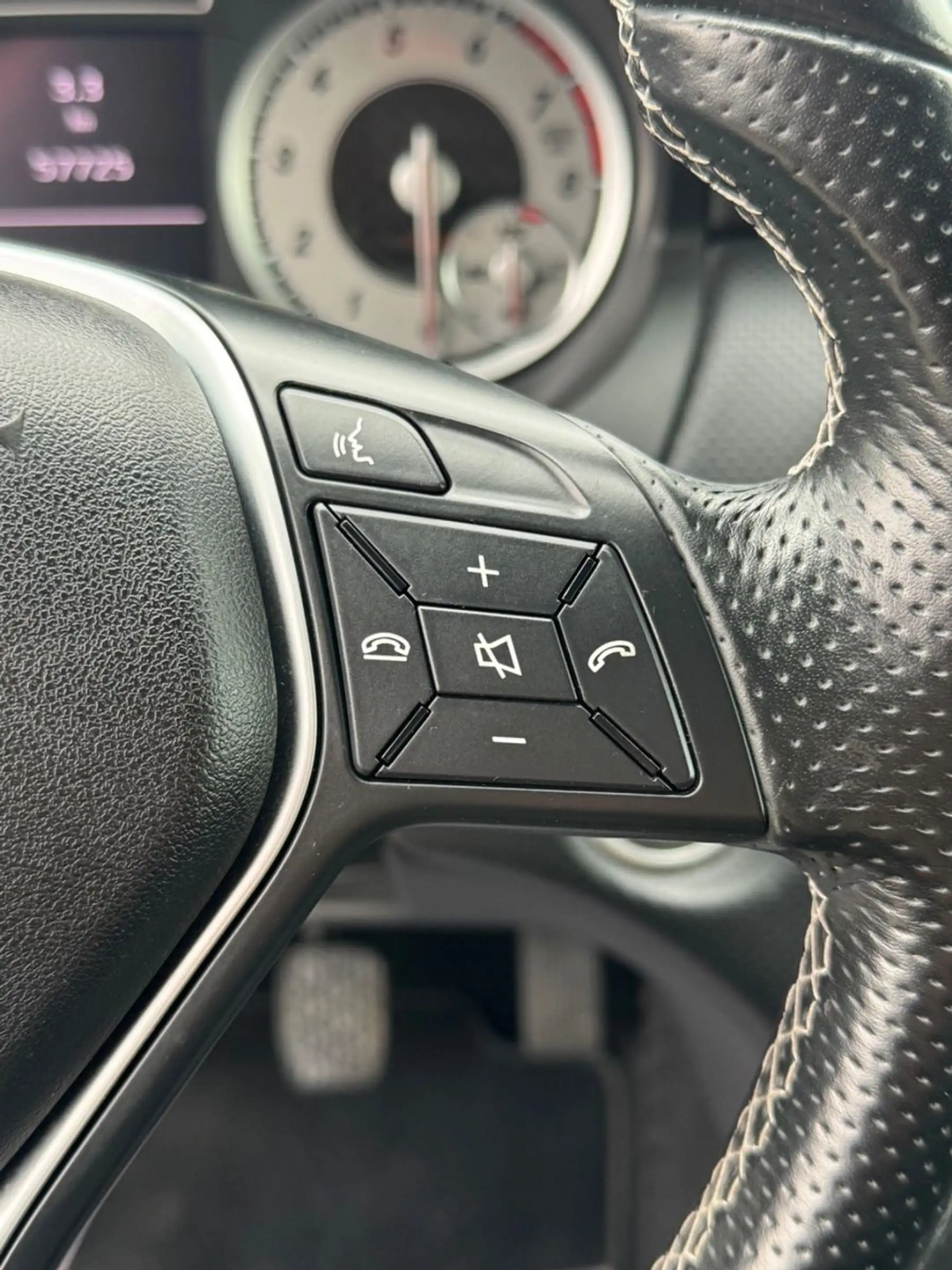 Mercedes-Benz A 200 BlueEfficiency Urban+Finanzierung+ — photo 15