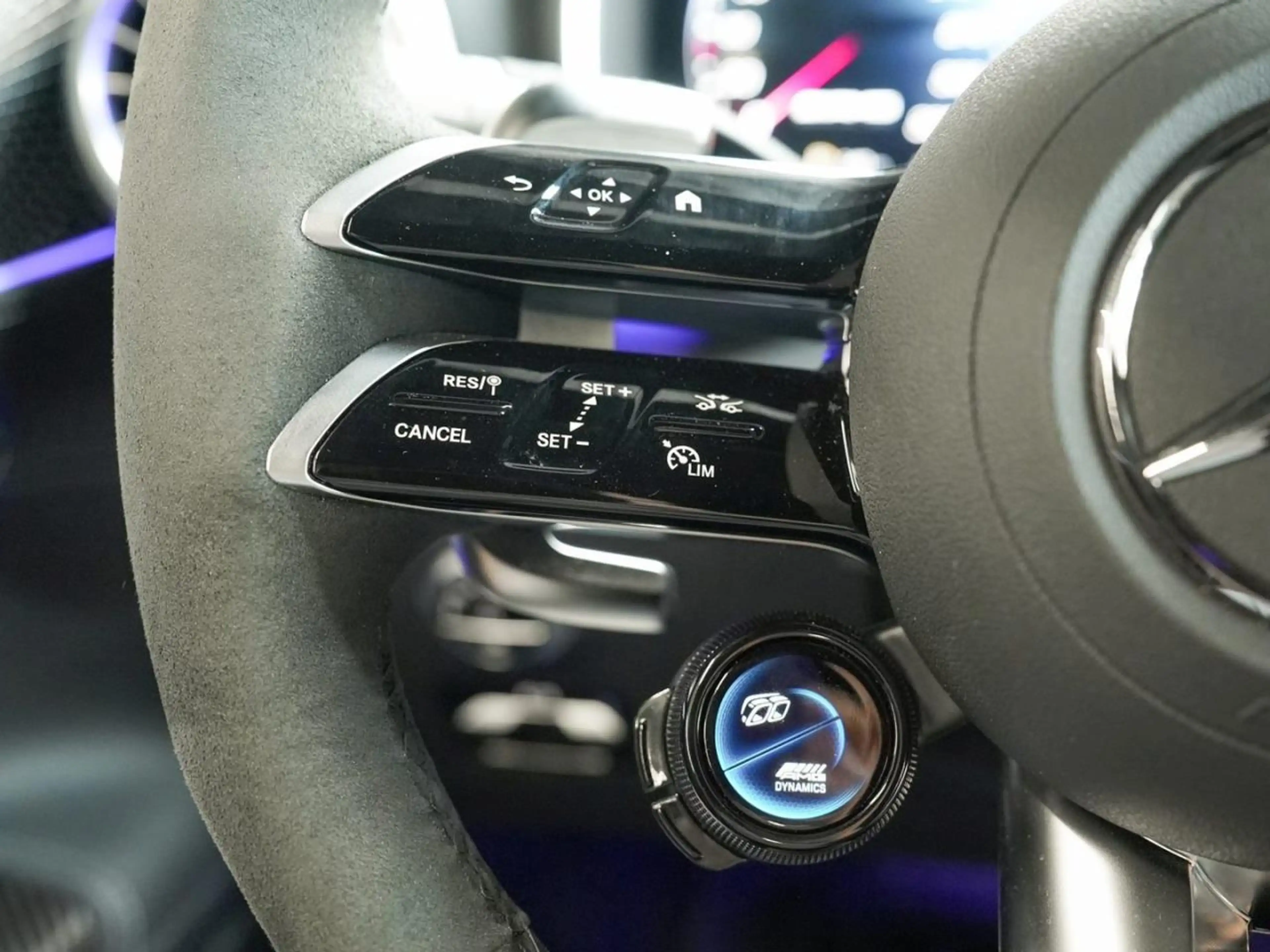 Mercedes-Benz SL 55 AMG 4M+ Night Distronic Sitzklima 360° — photo 14