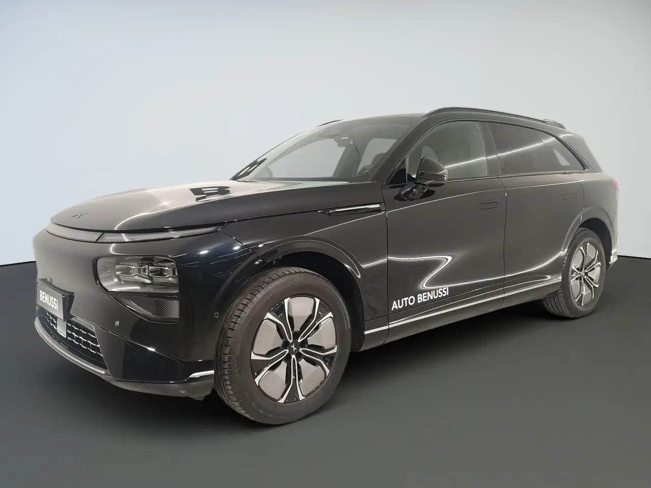 XPENG G9