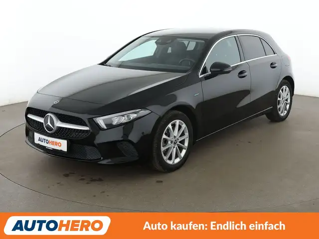 Mercedes-Benz 250 main image