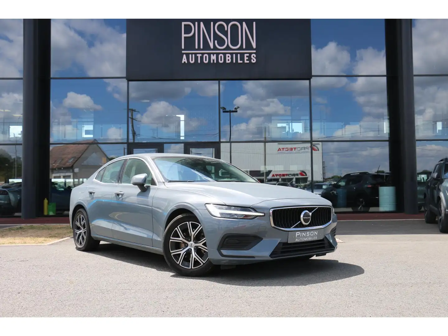 Volvo S60 VOLVO S60 2.0 197CH MHEV BVA MILD HYBRID CORE + GP Gris - 1