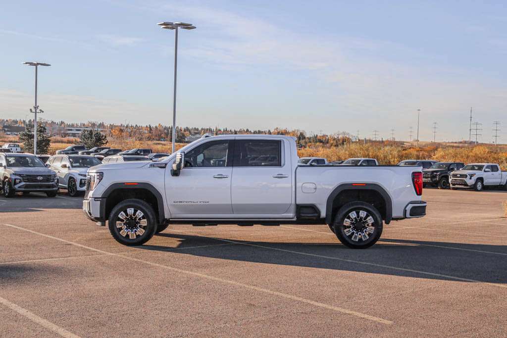 2025 GMC Sierra 3500HD