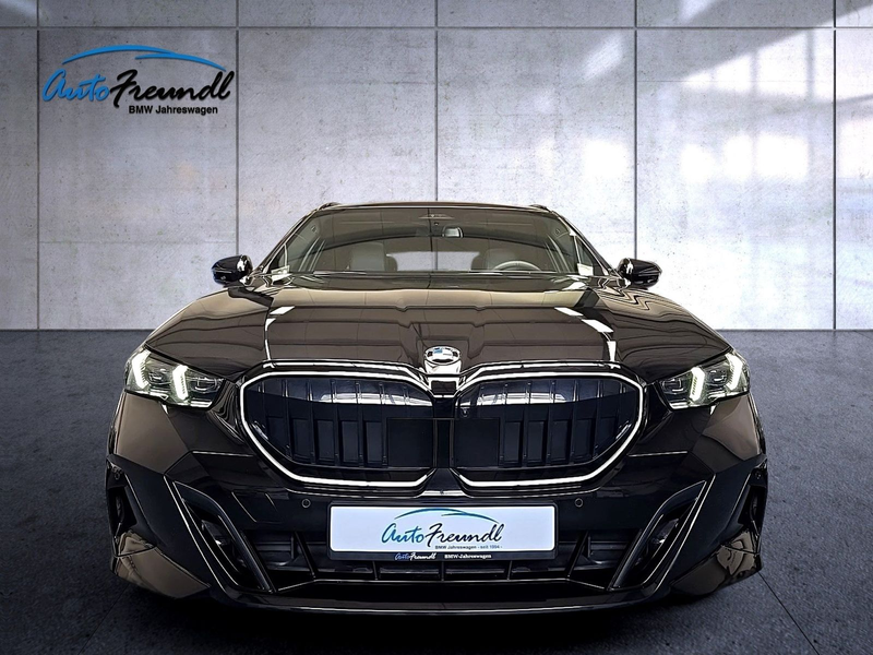BMW 540 d xDrive M Sport Pro *20 Zoll*Pano*AHK* — photo 8