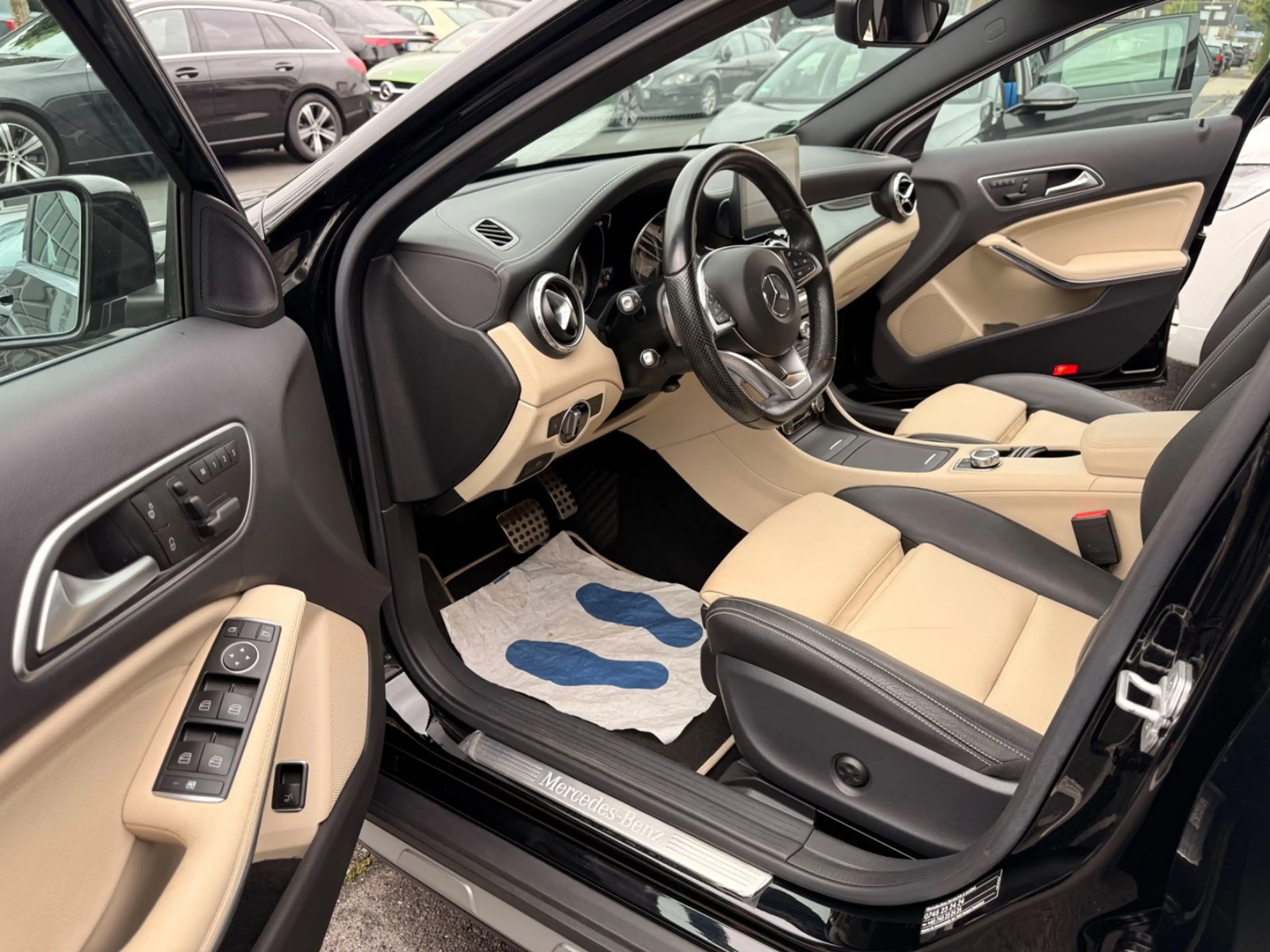 Mercedes-Benz GLA 200 CDI 4Matic AMG Line TOP ZUSTAND — photo 8