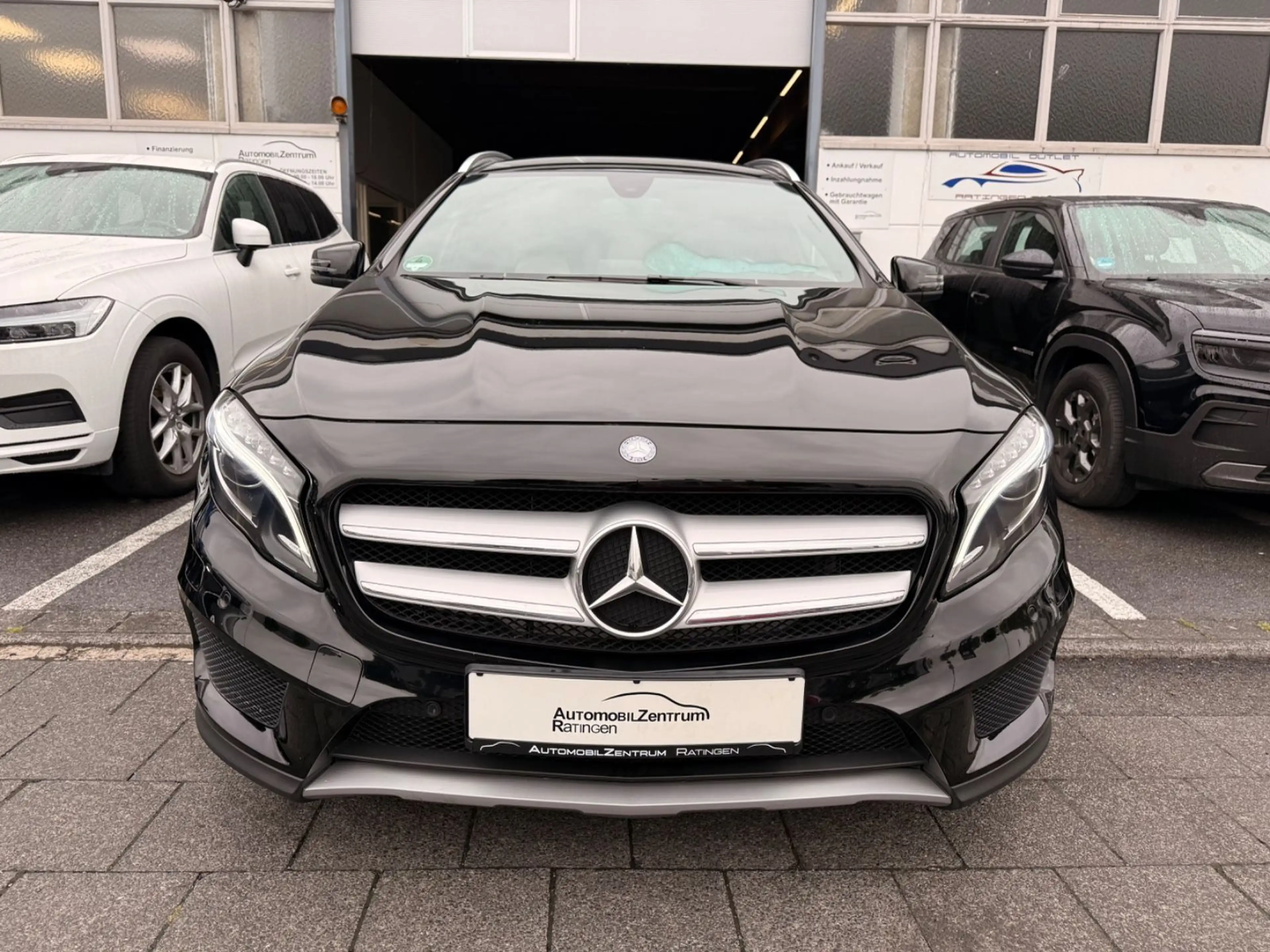 Mercedes-Benz GLA 200 CDI 4Matic AMG Line TOP ZUSTAND — photo 2