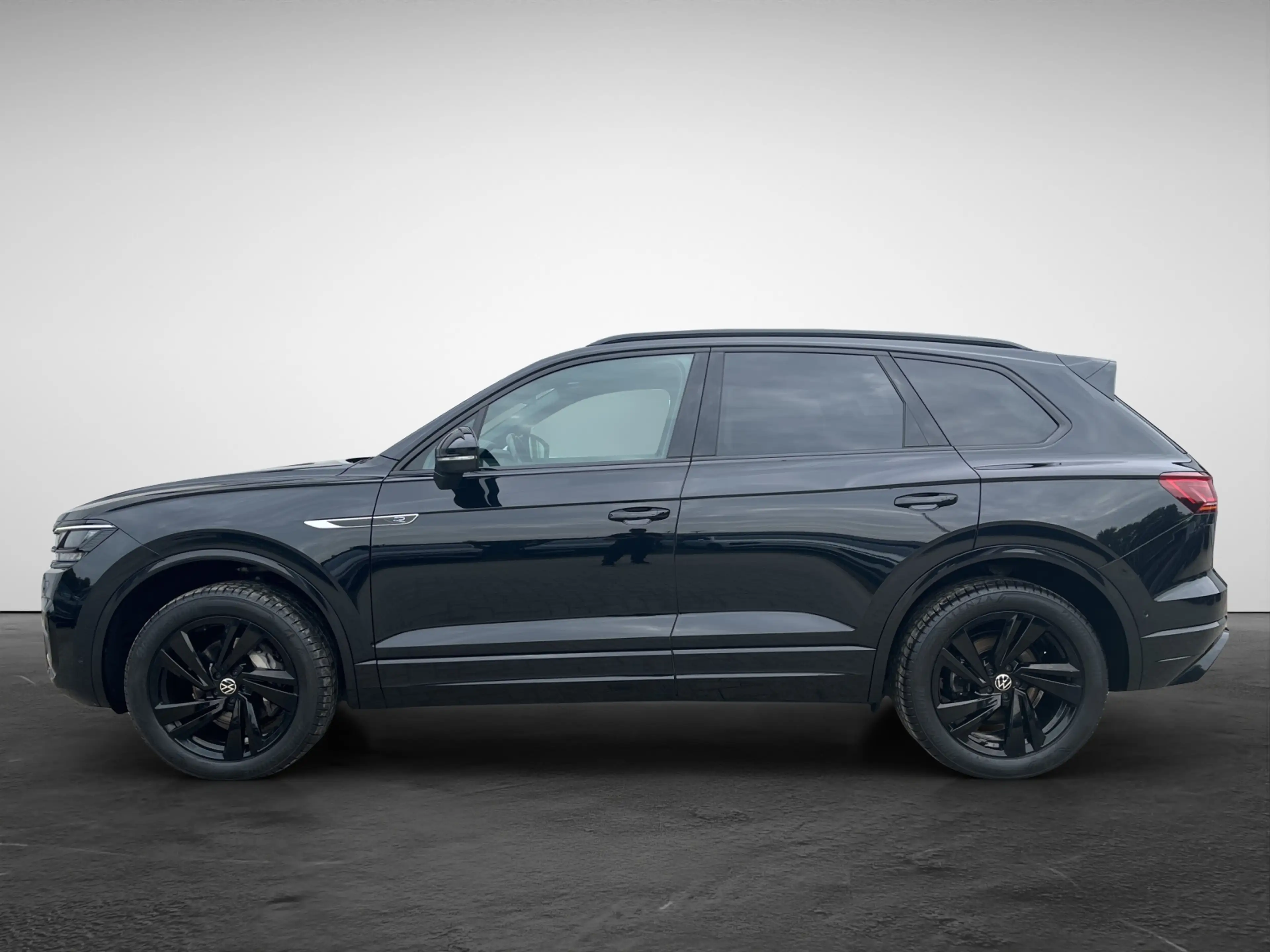 Volkswagen Touareg 3.0 TDI V6 4Motion DSG Elegance — photo 3