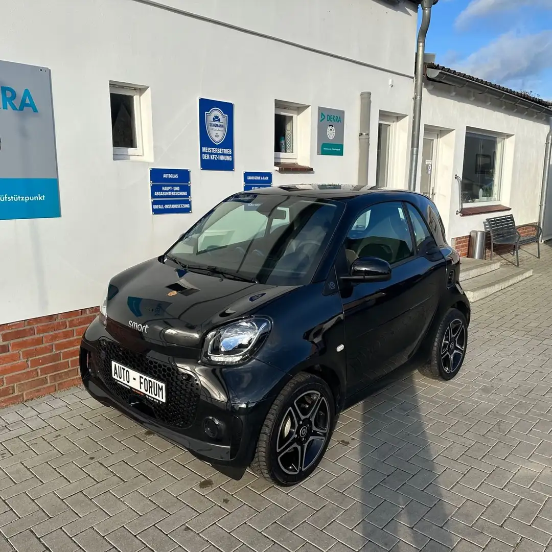 smart forTwo Fortwo Coupe electric drive / EQ*NAVI*PANO* Noir - 1