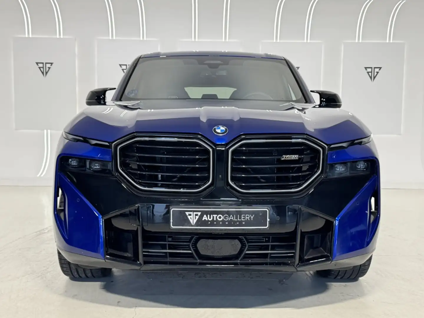 BMW XM Azul - 2